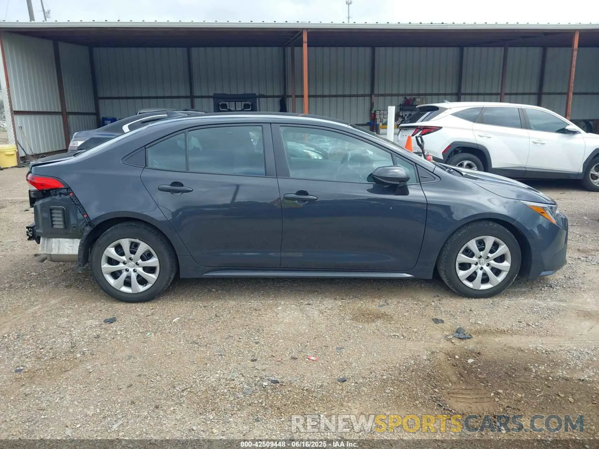 14 Photograph of a damaged car 5YFB4MDE9RP132154 TOYOTA COROLLA 2024