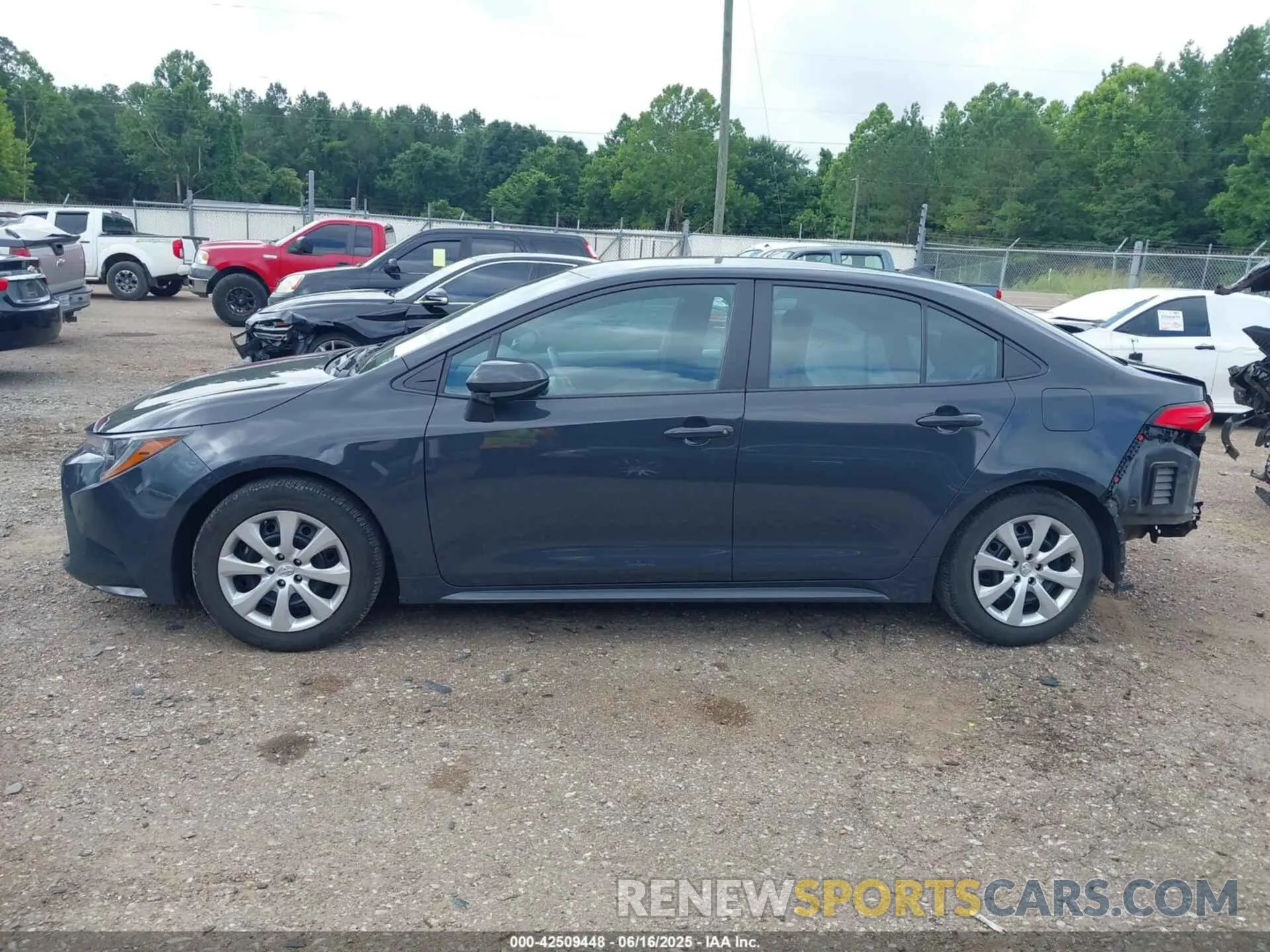 15 Photograph of a damaged car 5YFB4MDE9RP132154 TOYOTA COROLLA 2024