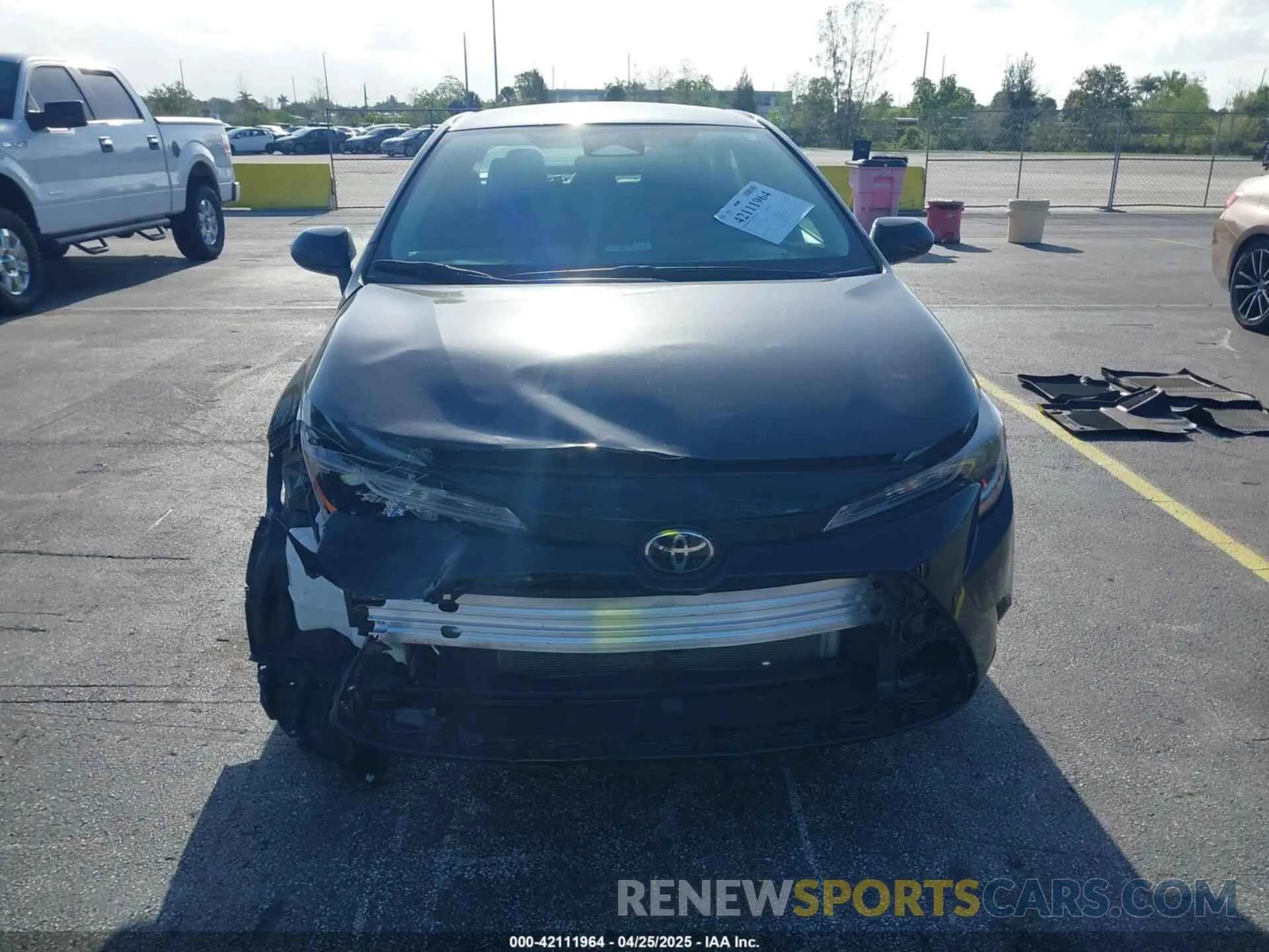 6 Photograph of a damaged car 5YFB4MDE9RP147835 TOYOTA COROLLA 2024