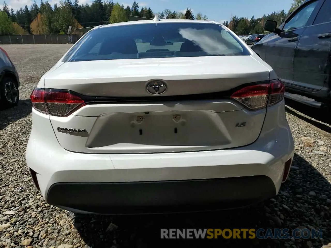 6 Photograph of a damaged car 5YFB4MDE9RP150475 TOYOTA COROLLA 2024