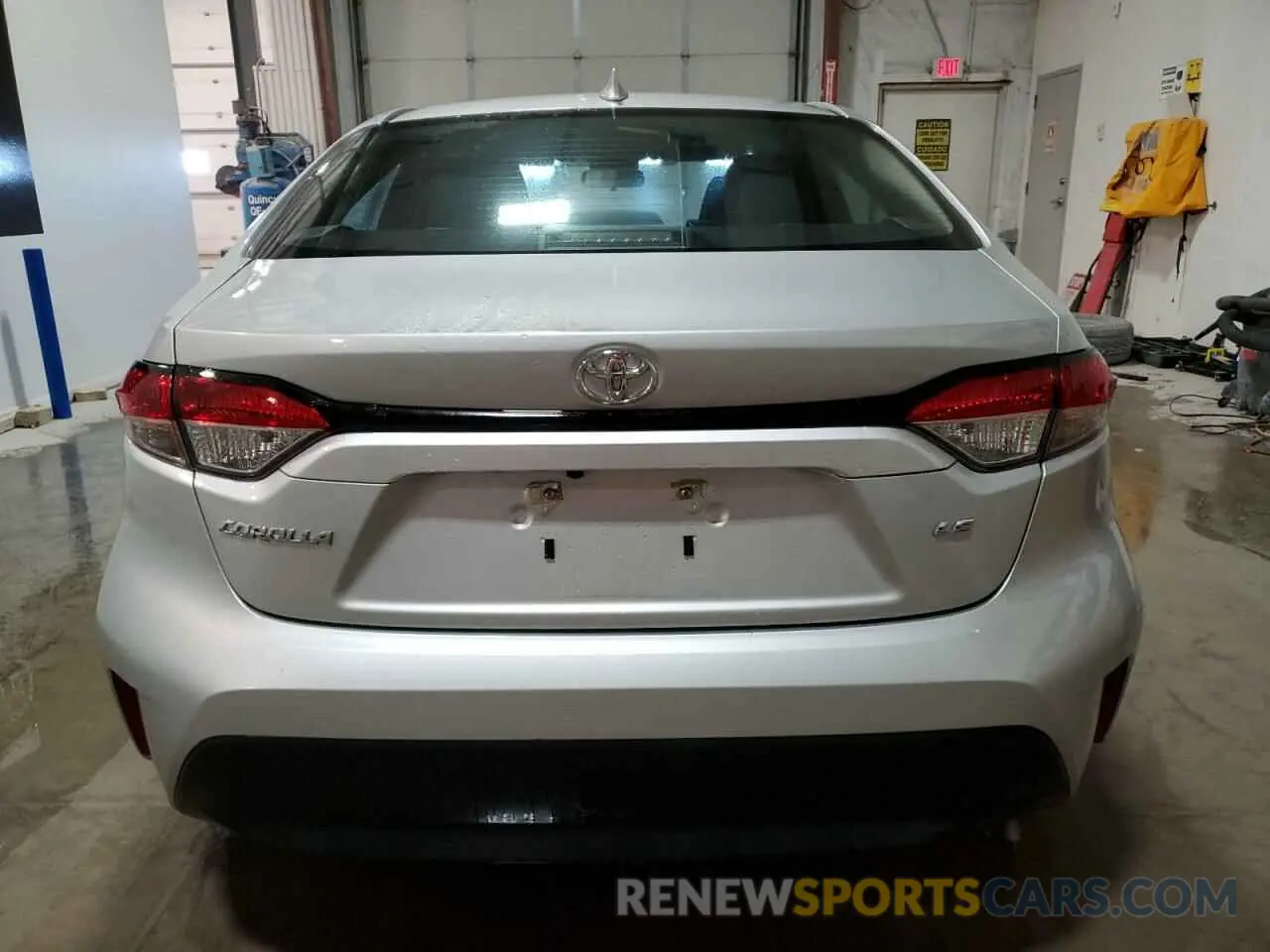6 Photograph of a damaged car 5YFB4MDE9RP166742 TOYOTA COROLLA 2024