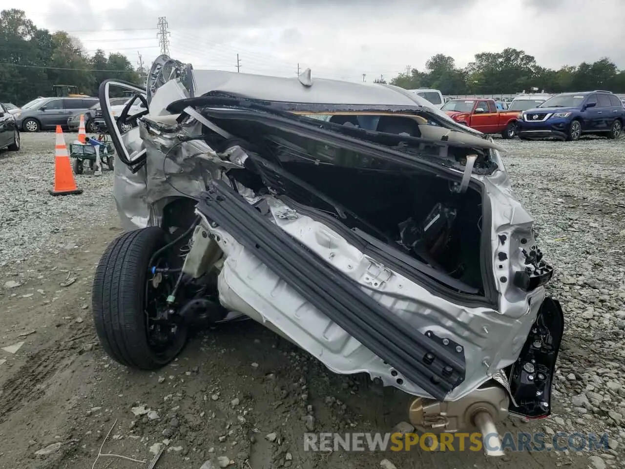 6 Photograph of a damaged car 5YFB4MDE9RP177207 TOYOTA COROLLA 2024