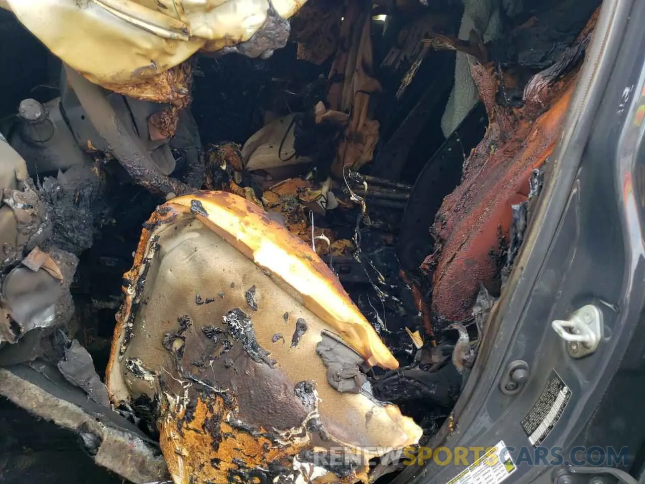7 Photograph of a damaged car 5YFB4MDE9RP182066 TOYOTA COROLLA 2024