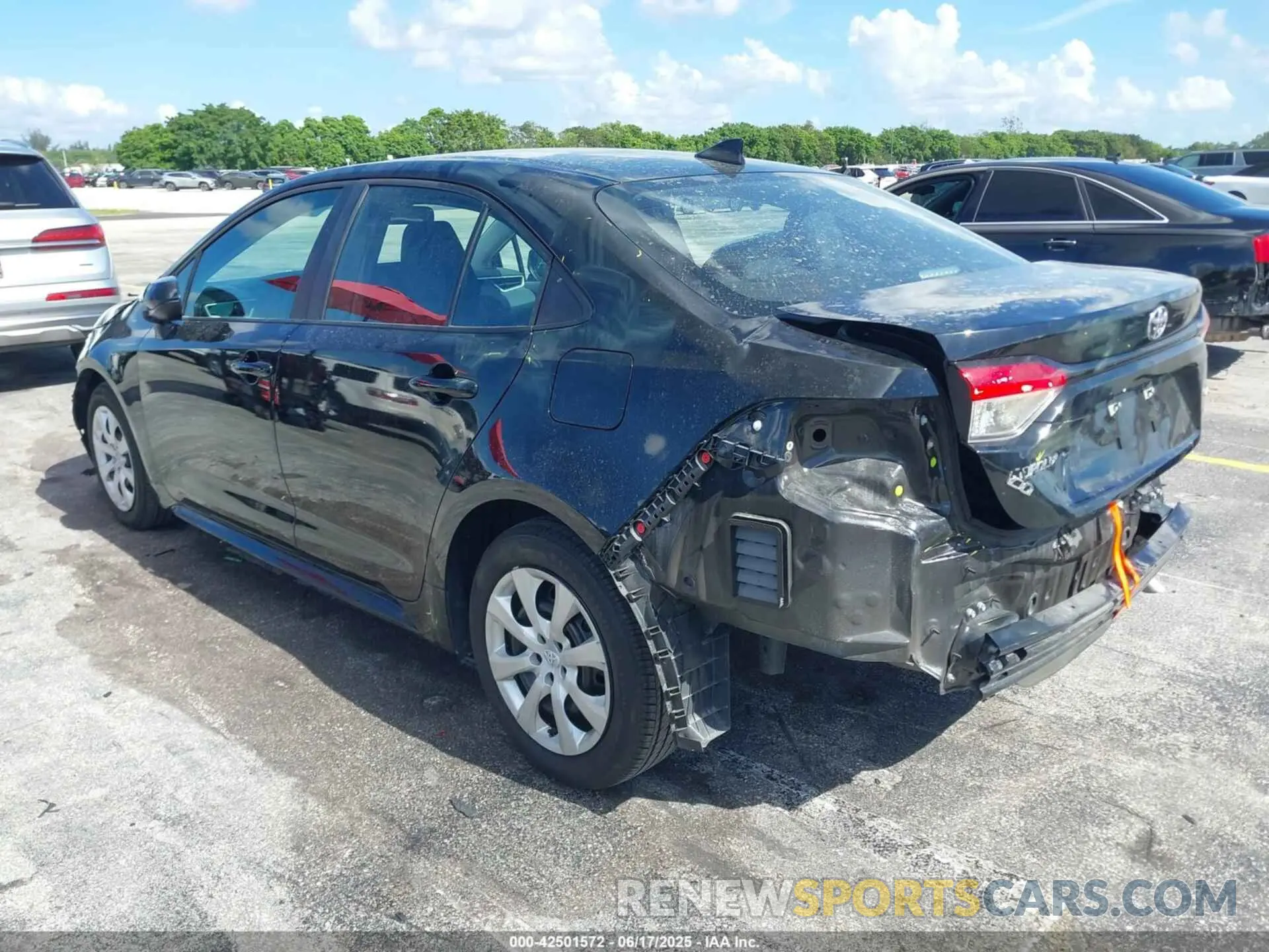 3 Photograph of a damaged car 5YFB4MDE9RP192774 TOYOTA COROLLA 2024