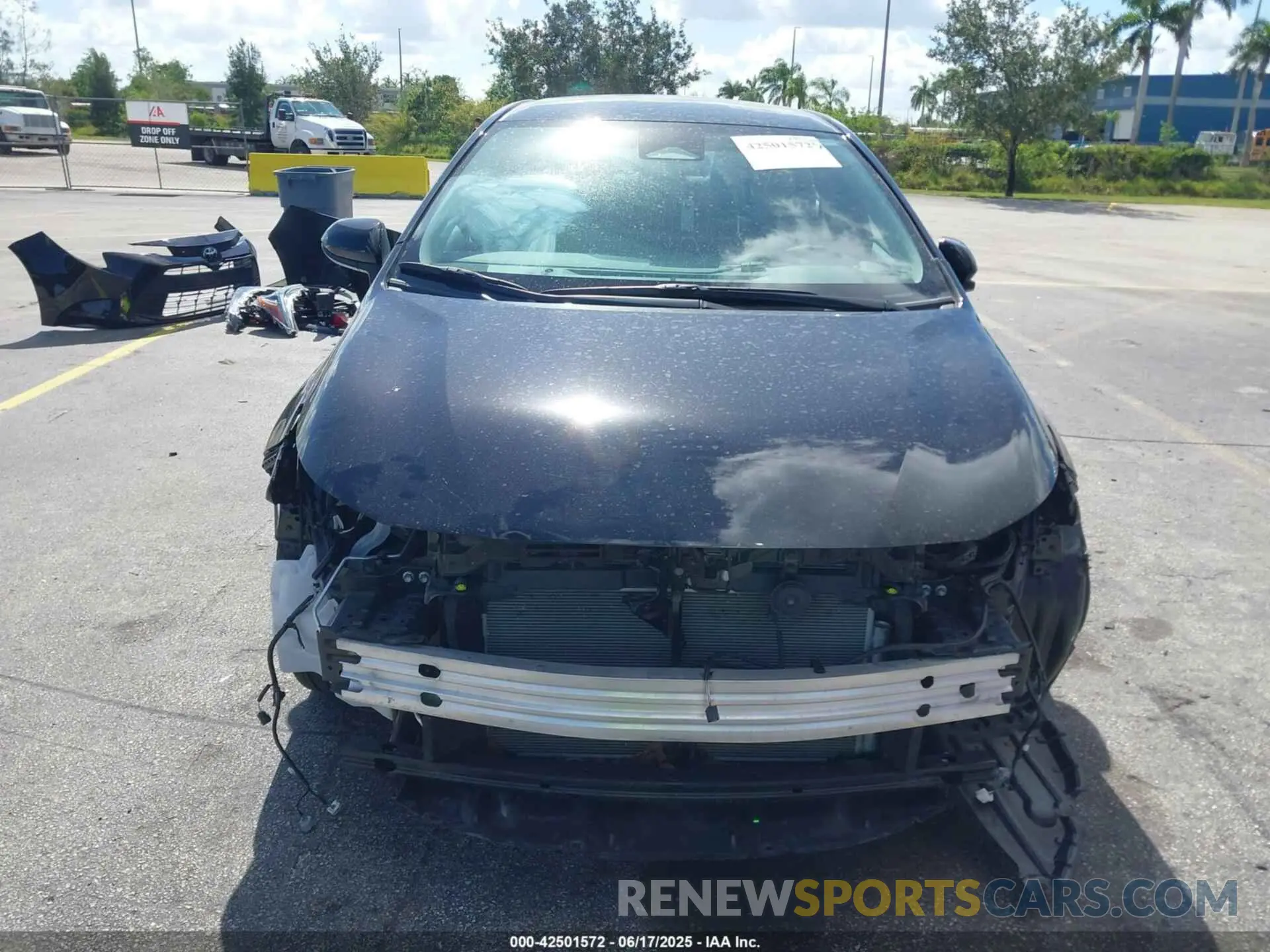 6 Photograph of a damaged car 5YFB4MDE9RP192774 TOYOTA COROLLA 2024
