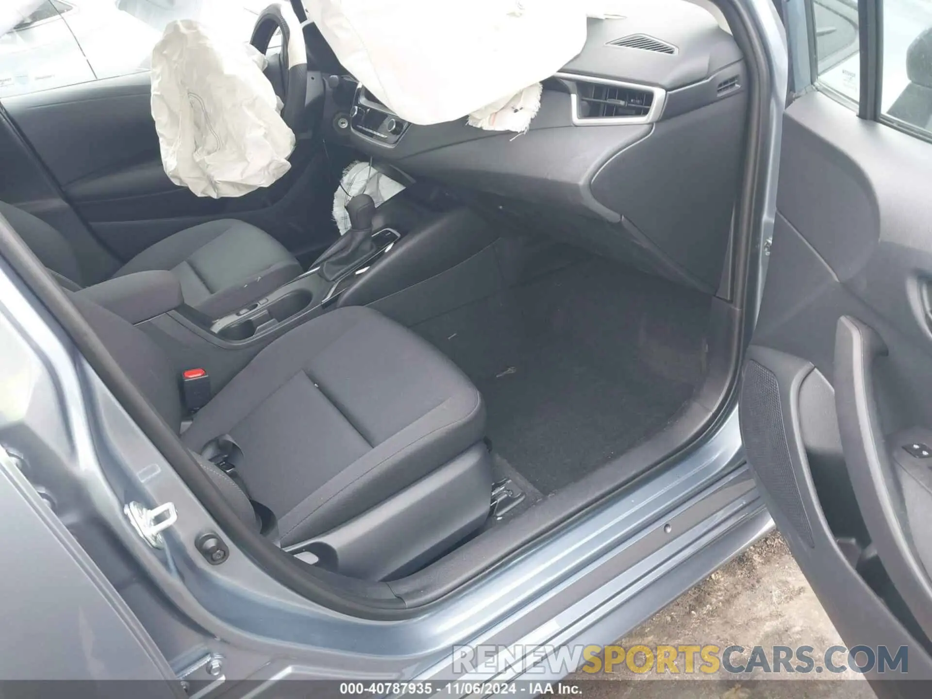 5 Photograph of a damaged car 5YFB4MDE9RP196968 TOYOTA COROLLA 2024