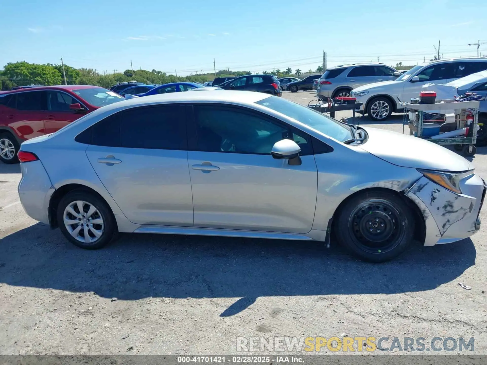 13 Photograph of a damaged car 5YFB4MDE9RP206060 TOYOTA COROLLA 2024