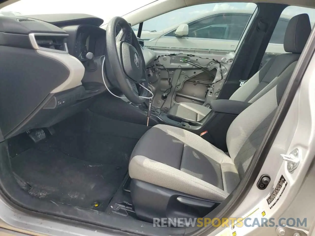 7 Photograph of a damaged car 5YFB4MDE9RP212053 TOYOTA COROLLA 2024