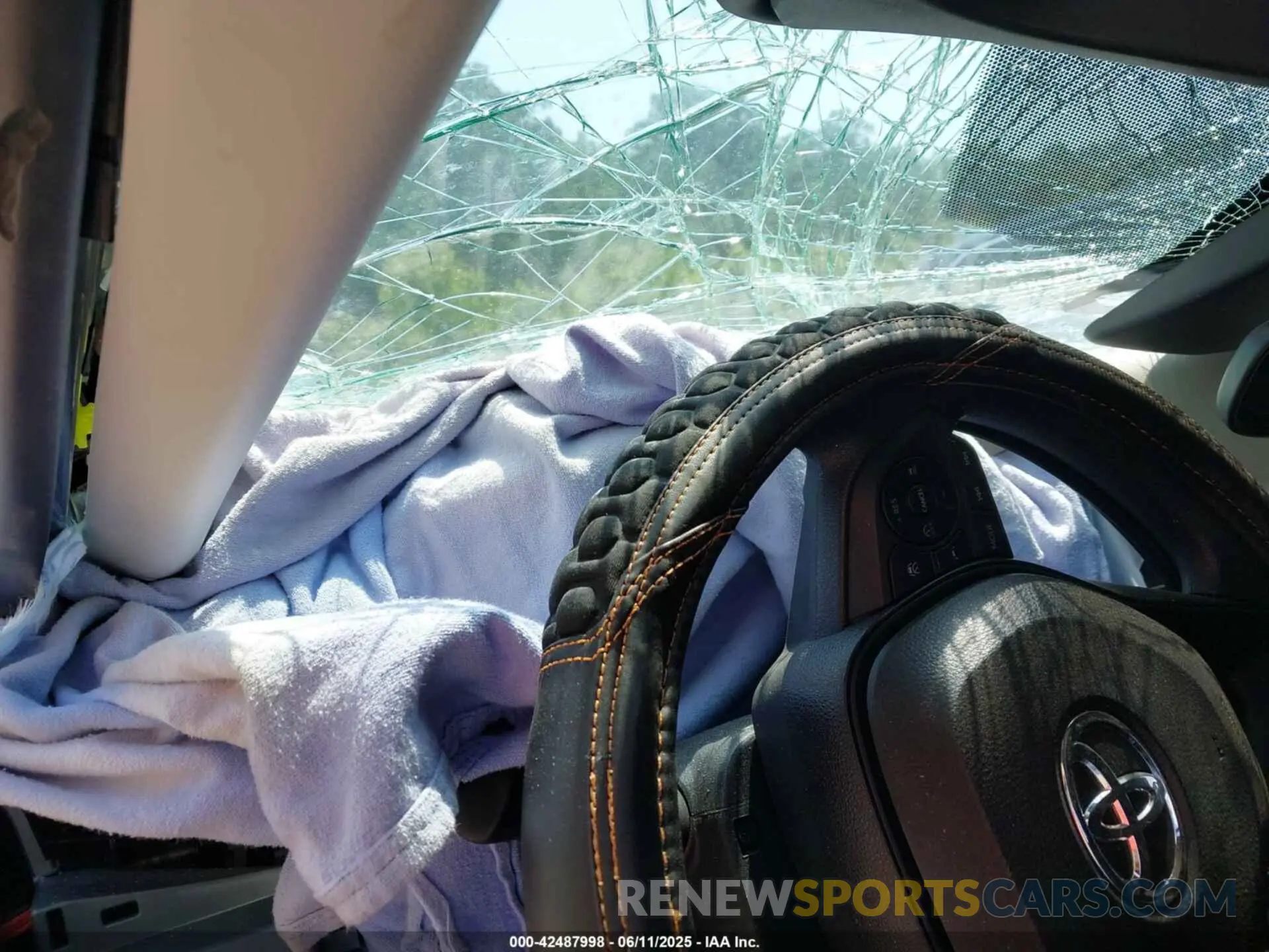 7 Photograph of a damaged car 5YFB4MDE9RP213378 TOYOTA COROLLA 2024
