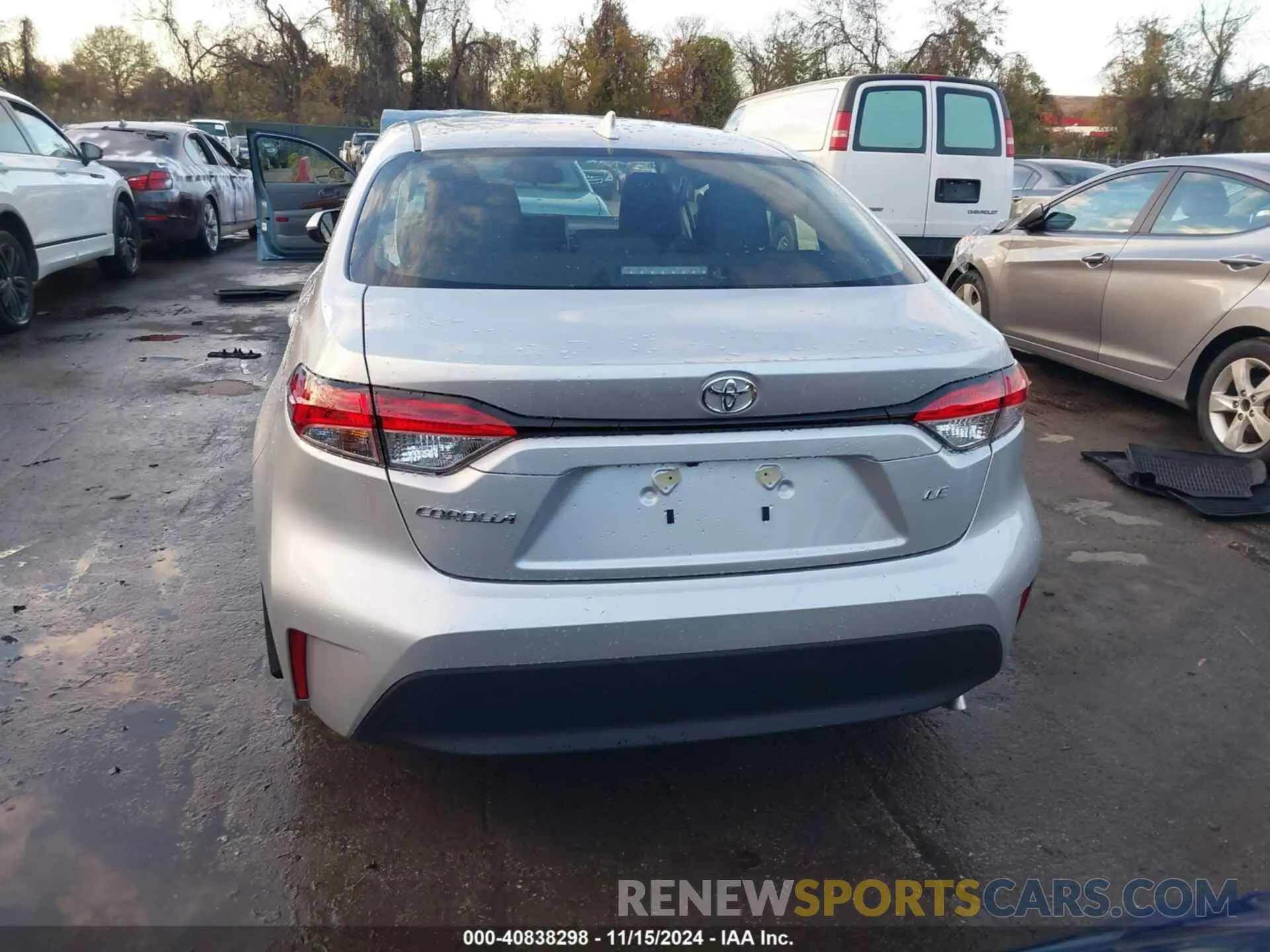 16 Photograph of a damaged car 5YFB4MDE9RP220797 TOYOTA COROLLA 2024