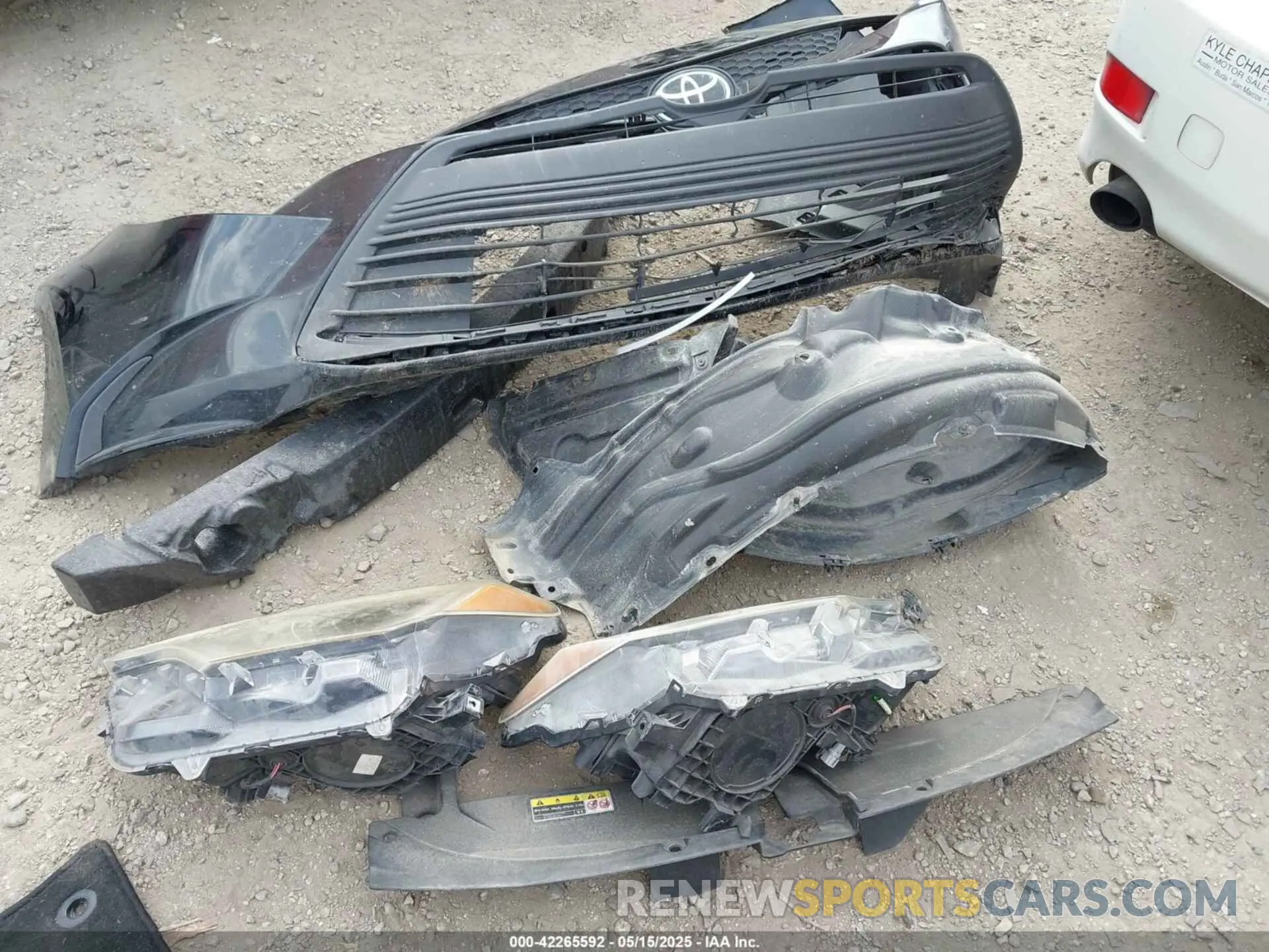 12 Photograph of a damaged car 5YFB4MDEXRP121017 TOYOTA COROLLA 2024