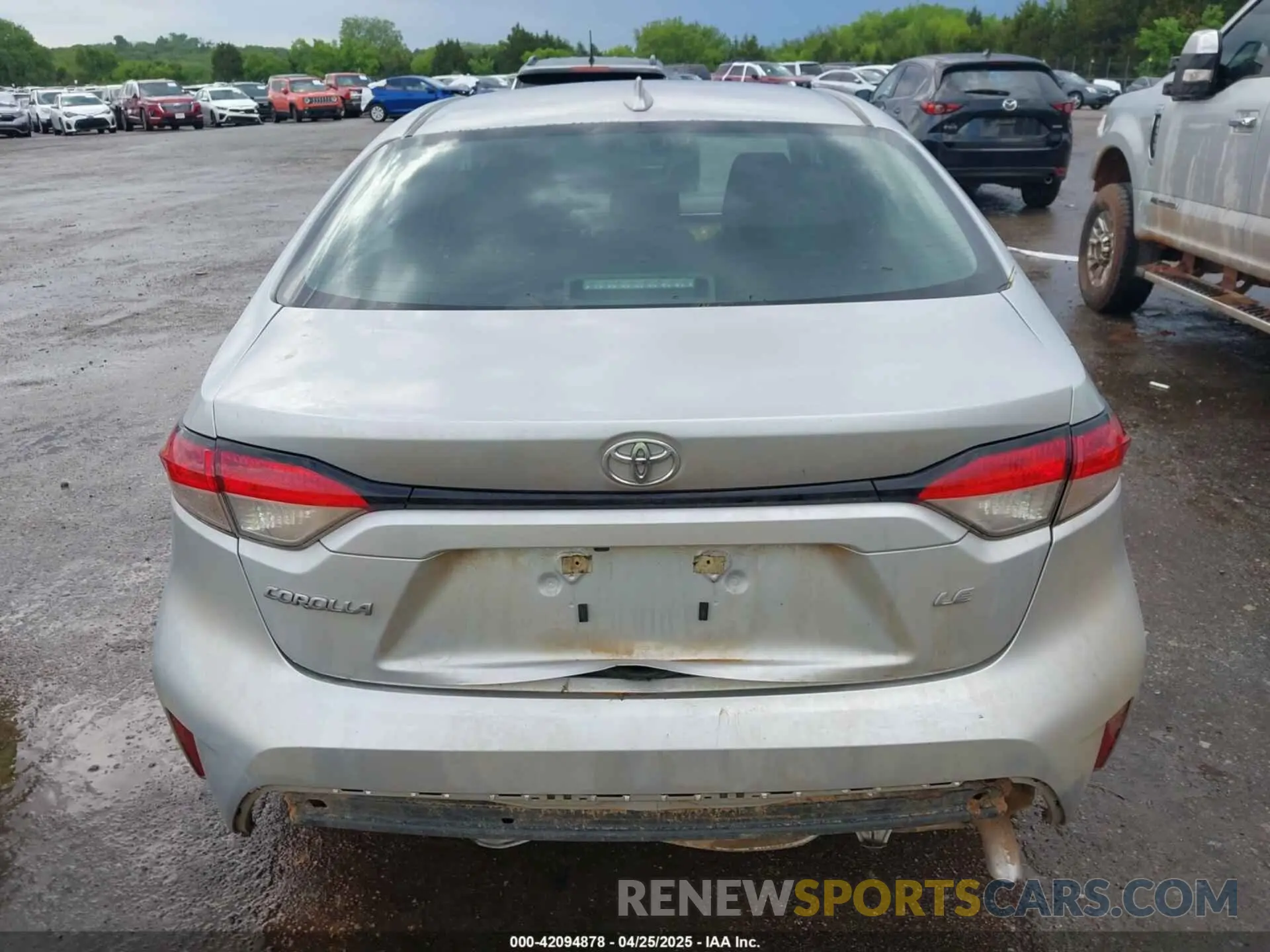 16 Photograph of a damaged car 5YFB4MDEXRP123012 TOYOTA COROLLA 2024