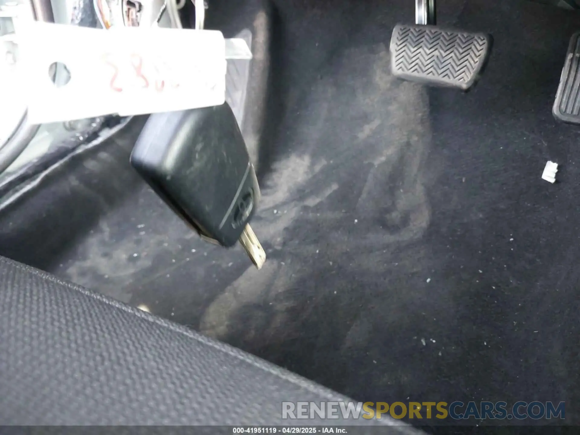 11 Photograph of a damaged car 5YFB4MDEXRP183209 TOYOTA COROLLA 2024