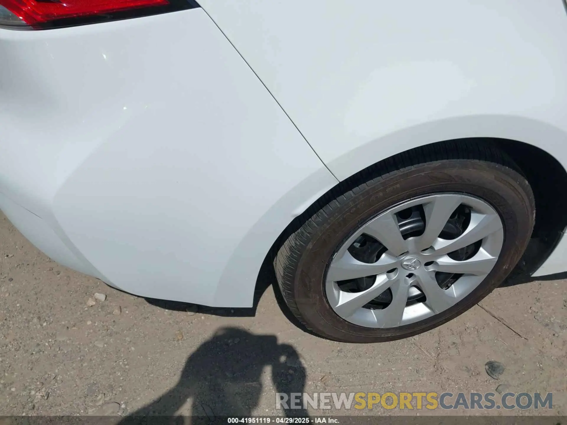 6 Photograph of a damaged car 5YFB4MDEXRP183209 TOYOTA COROLLA 2024