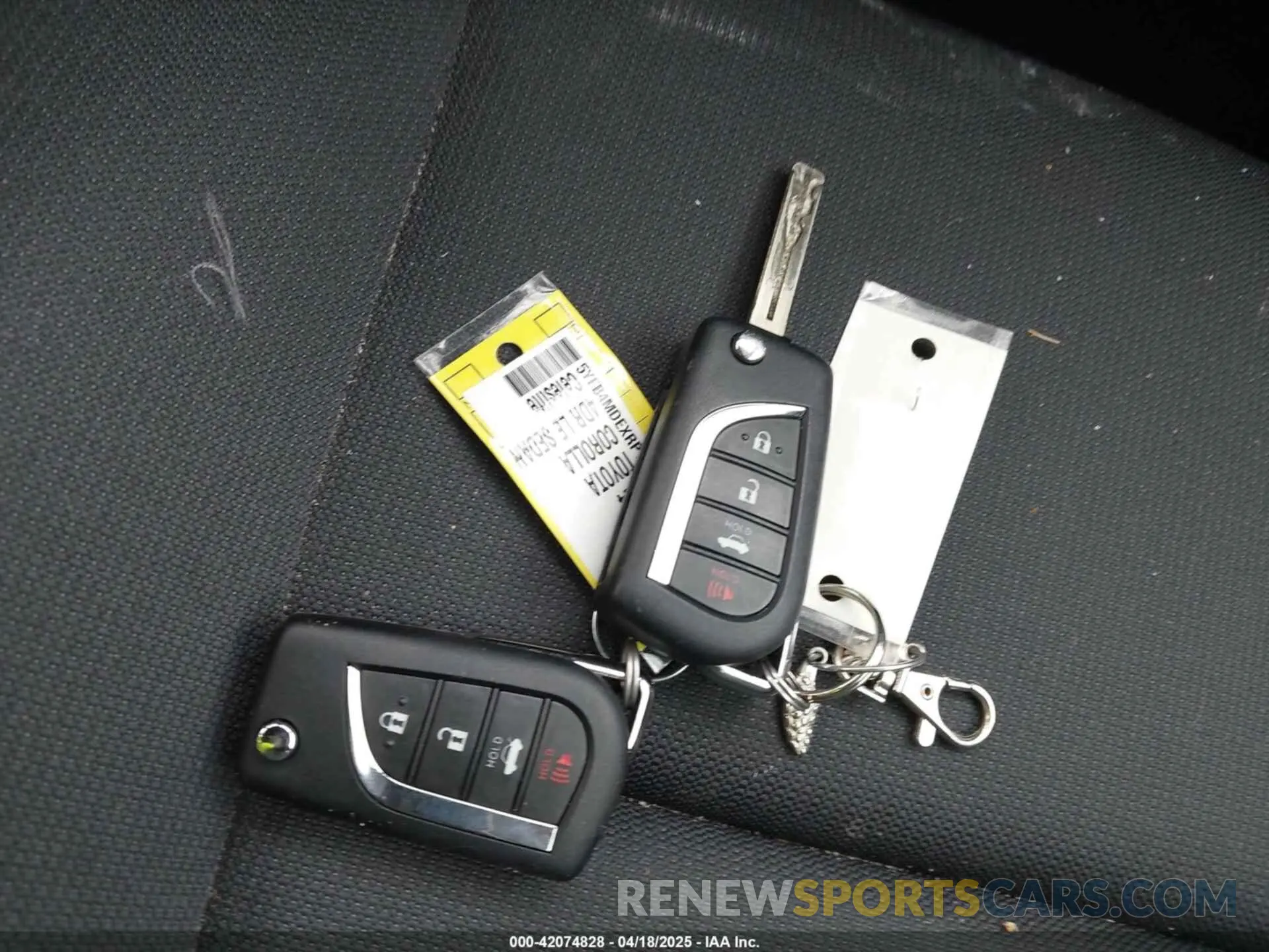 11 Photograph of a damaged car 5YFB4MDEXRP187180 TOYOTA COROLLA 2024