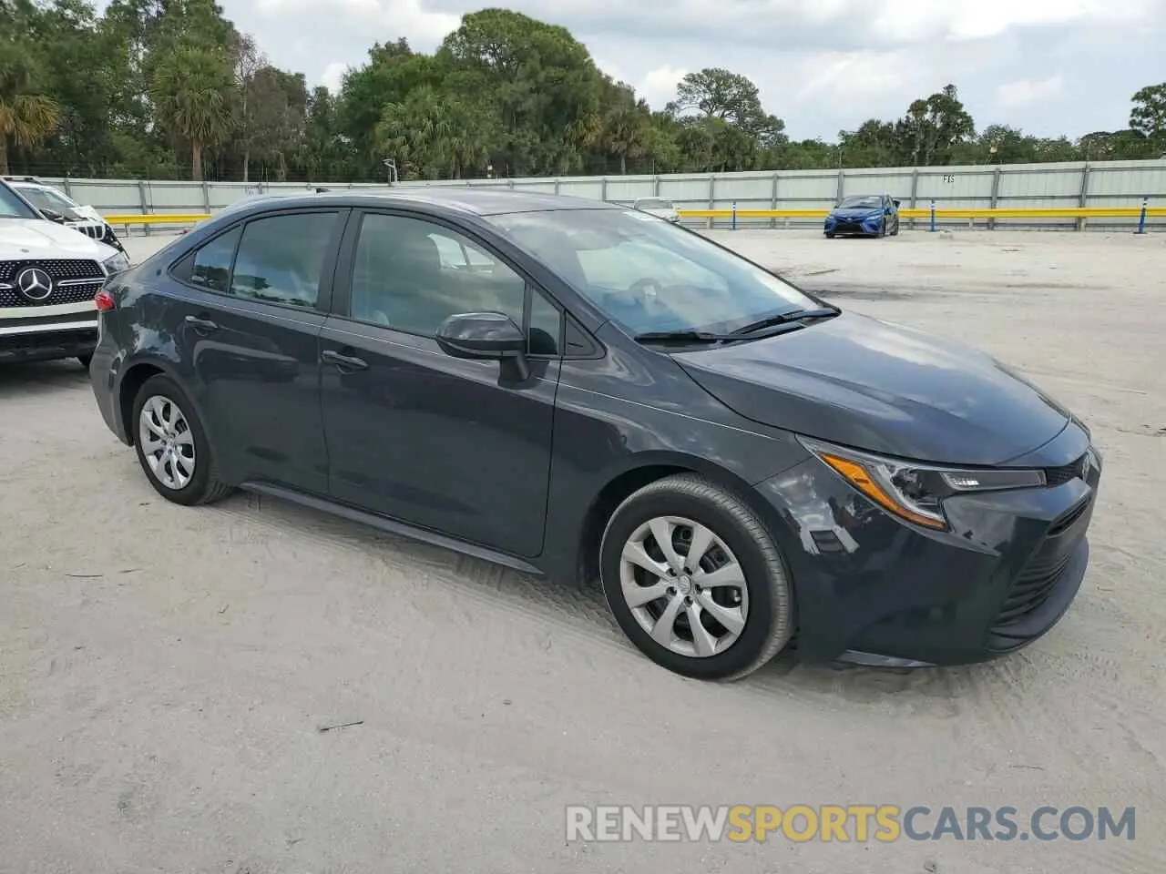 4 Photograph of a damaged car 5YFB4MDEXRP211462 TOYOTA COROLLA 2024
