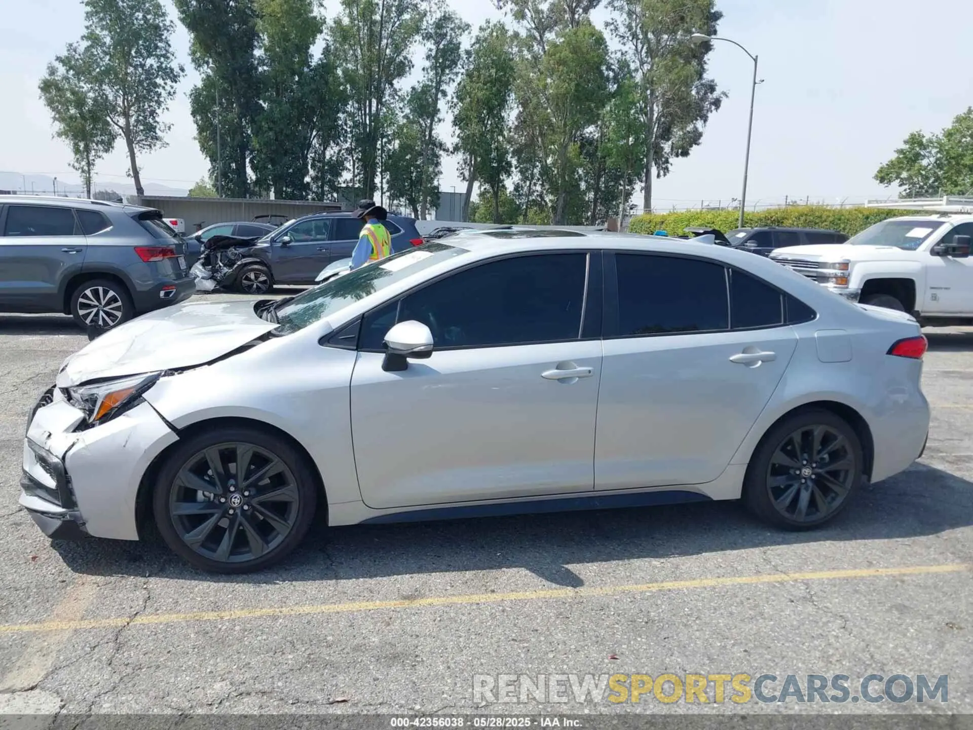 14 Photograph of a damaged car 5YFP4MCE2RP197127 TOYOTA COROLLA 2024
