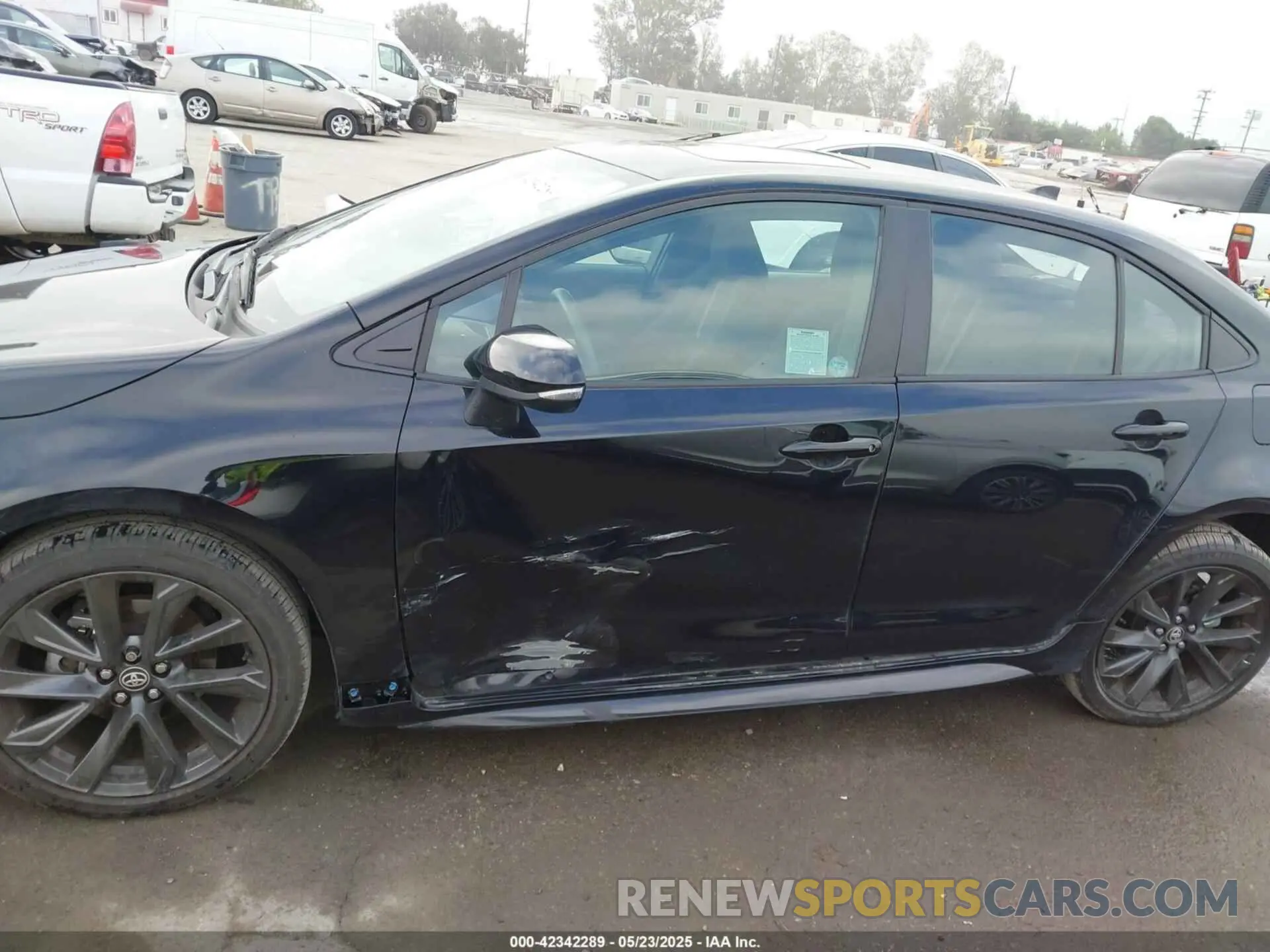 14 Photograph of a damaged car 5YFP4MCE8RP204467 TOYOTA COROLLA 2024