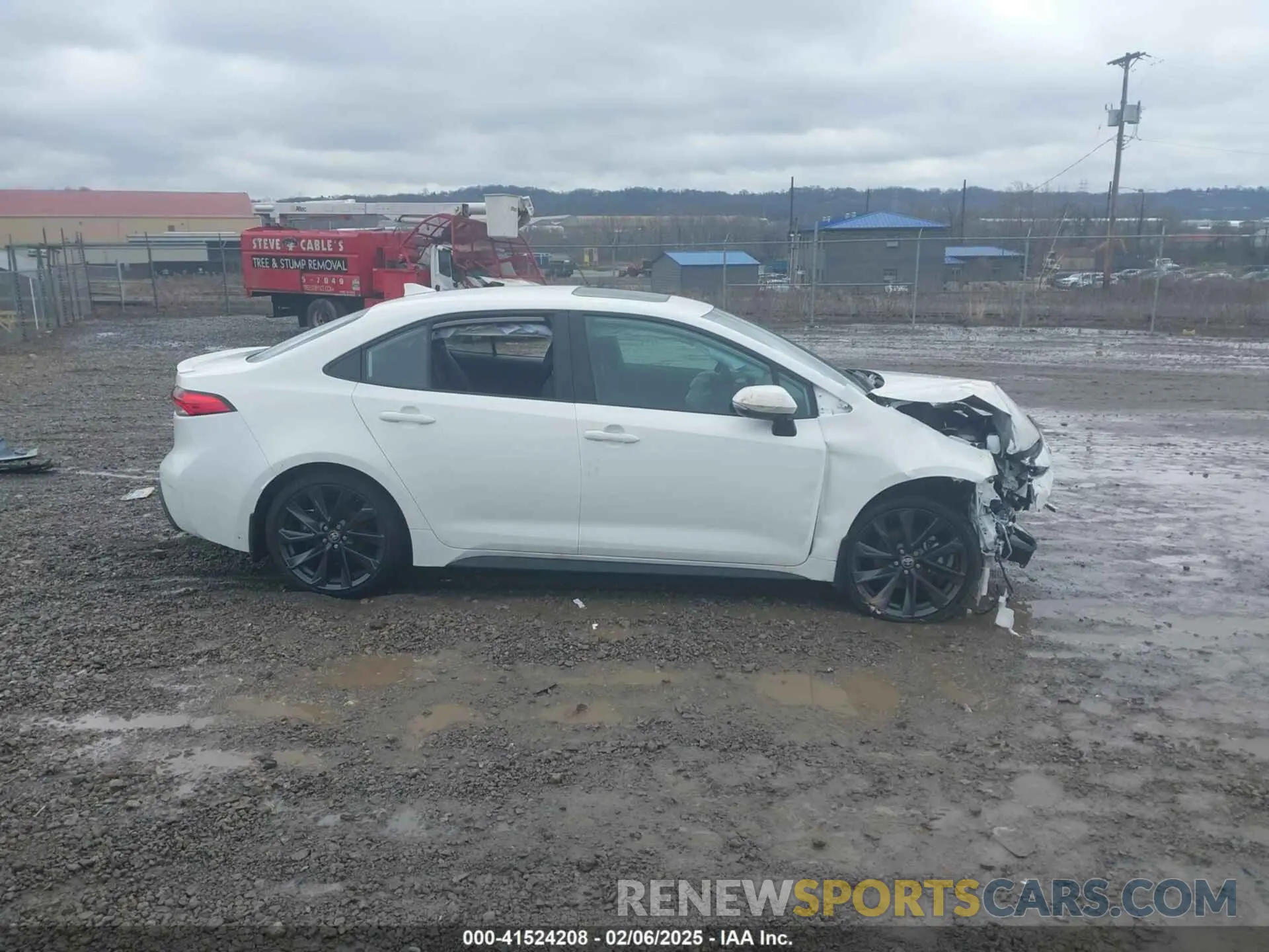 13 Photograph of a damaged car 5YFP4MCE9RP210472 TOYOTA COROLLA 2024
