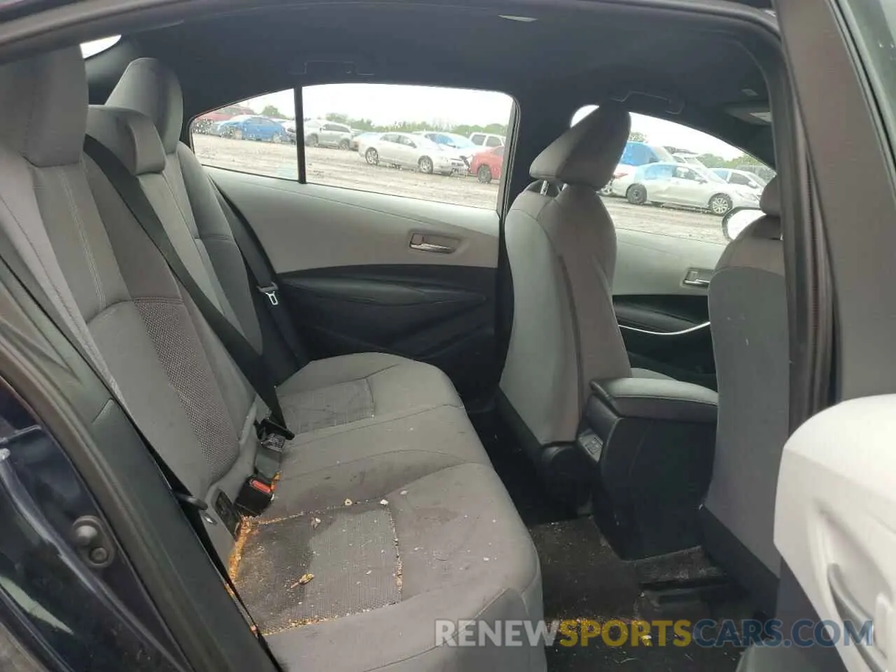 10 Photograph of a damaged car 5YFS4MCE0RP198593 TOYOTA COROLLA 2024