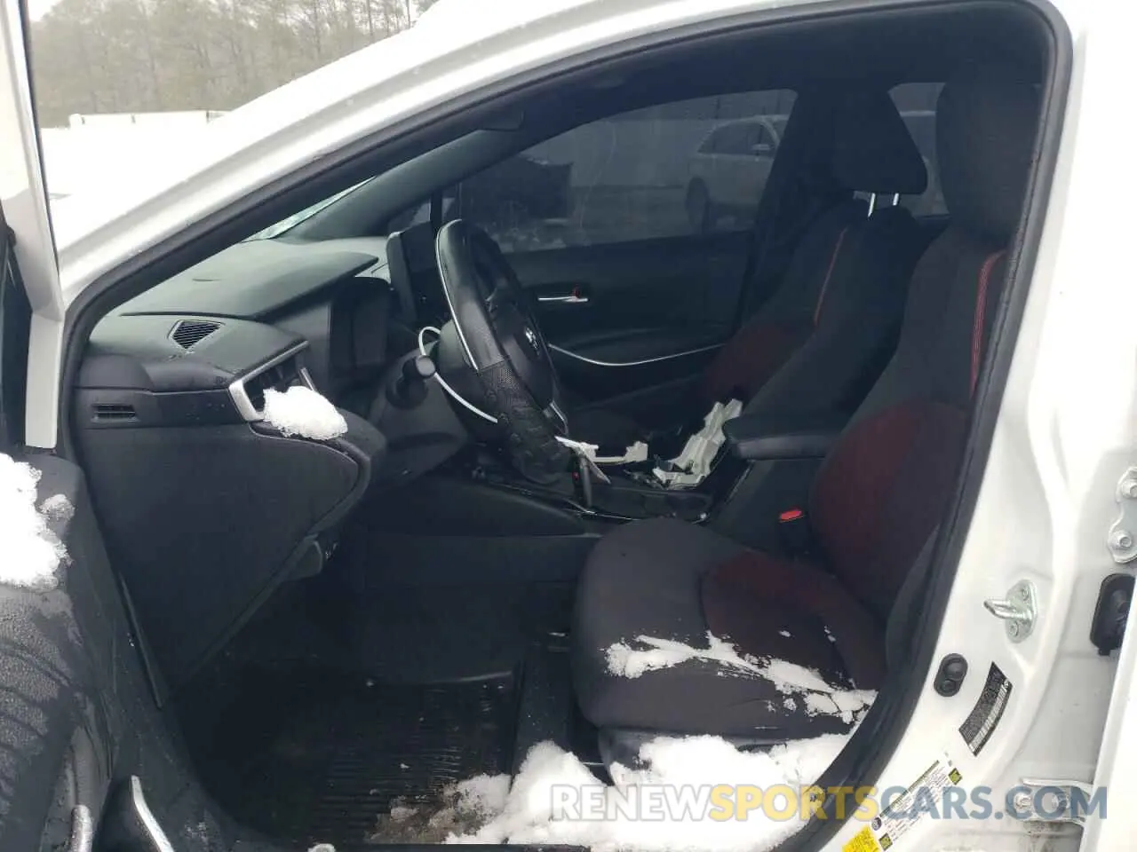 7 Photograph of a damaged car 5YFS4MCE0RP208488 TOYOTA COROLLA 2024