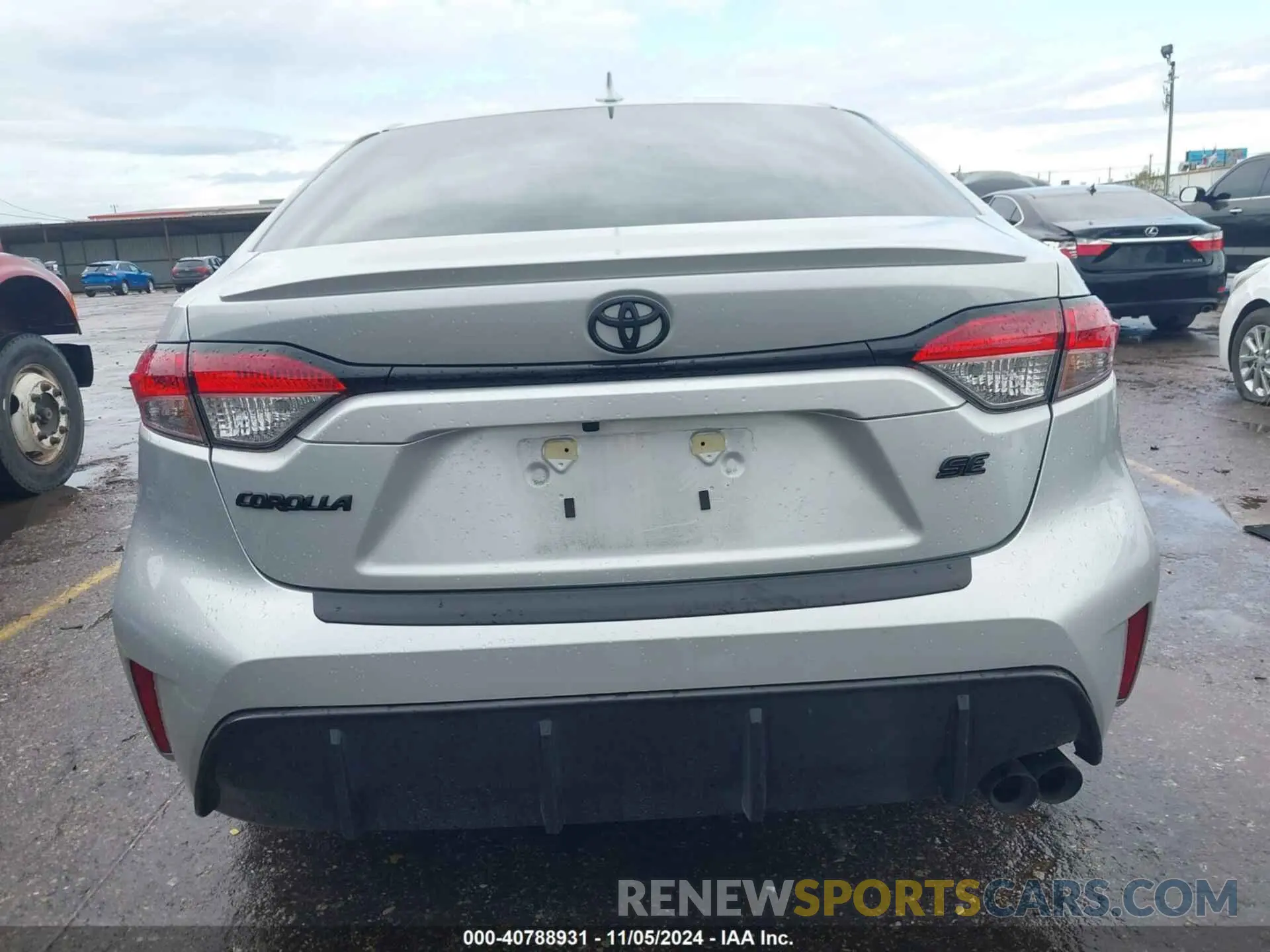 15 Photograph of a damaged car 5YFS4MCE1RP172990 TOYOTA COROLLA 2024