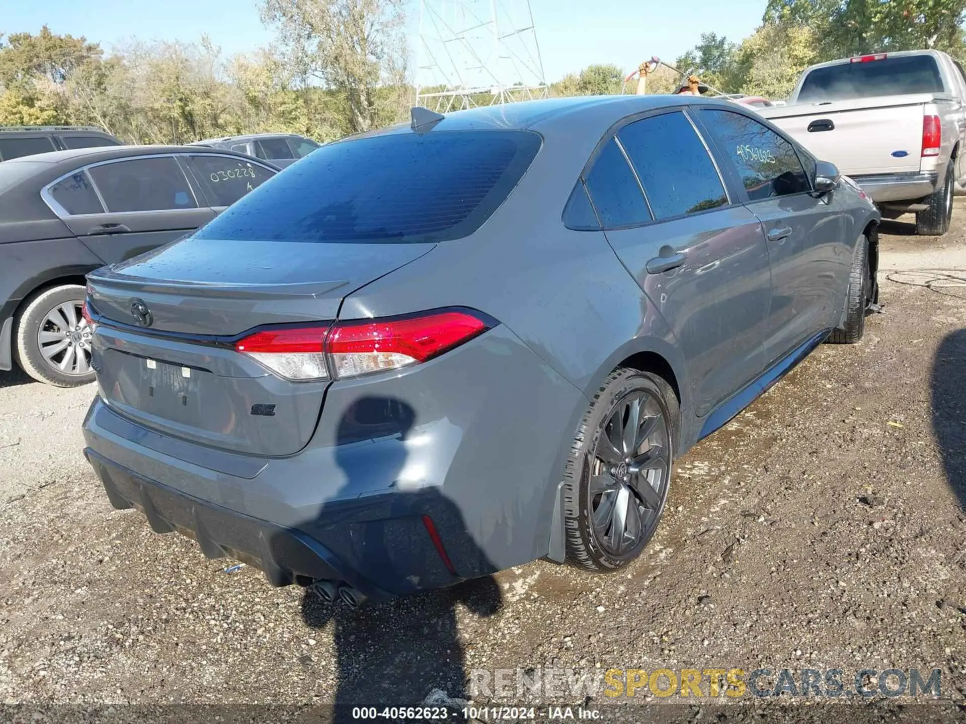 4 Photograph of a damaged car 5YFS4MCE1RP180815 TOYOTA COROLLA 2024
