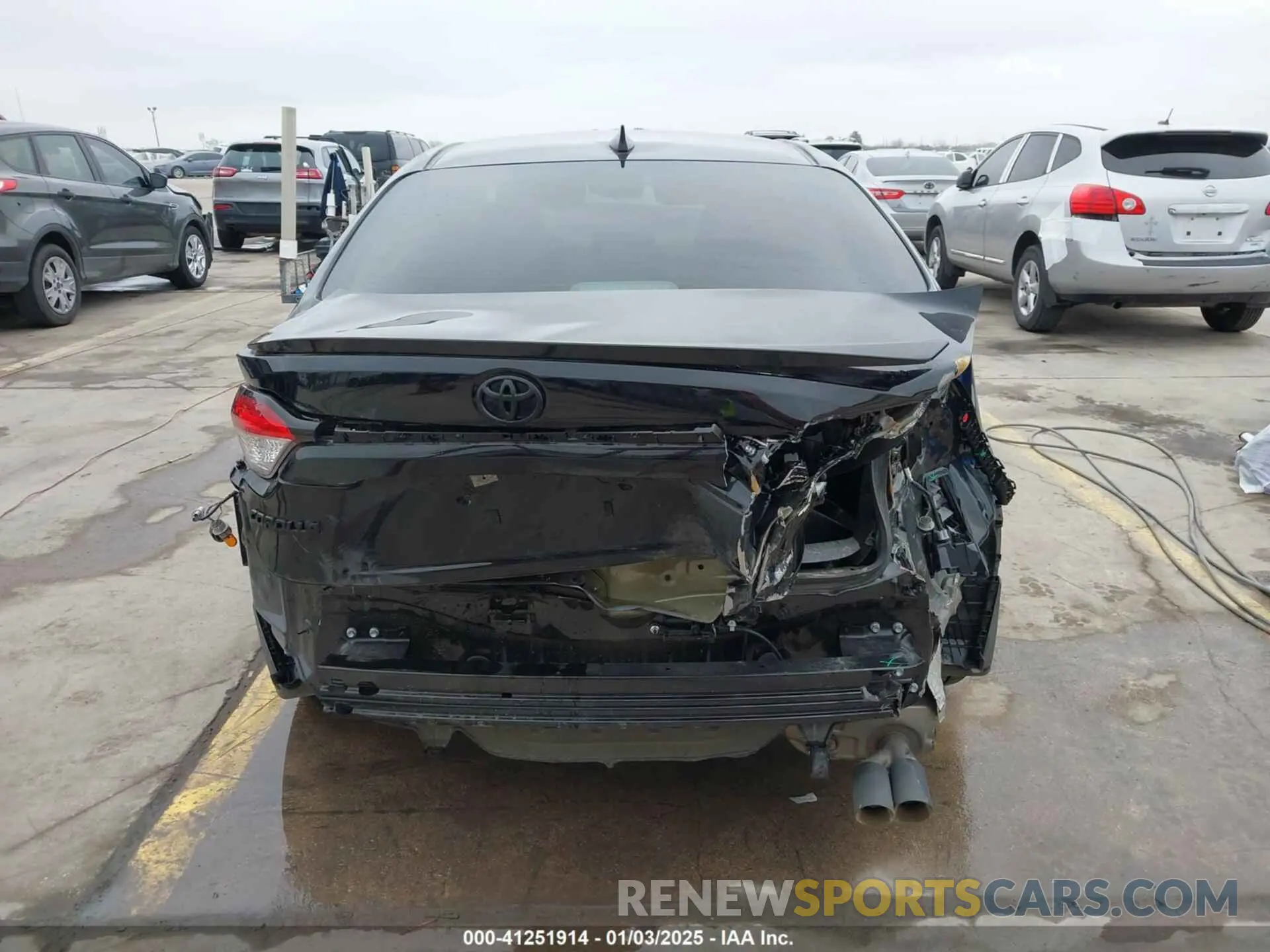 17 Photograph of a damaged car 5YFS4MCE1RP193189 TOYOTA COROLLA 2024