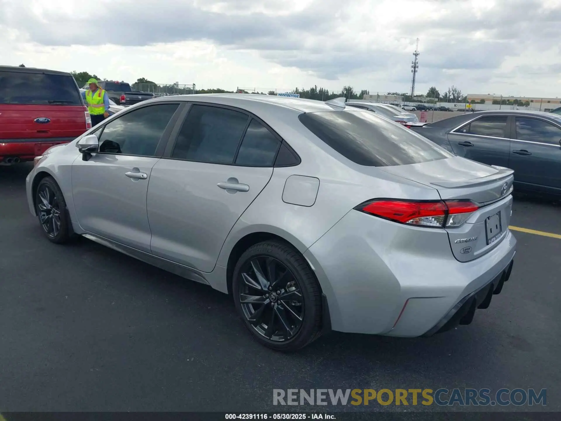 3 Photograph of a damaged car 5YFS4MCE1RP216521 TOYOTA COROLLA 2024