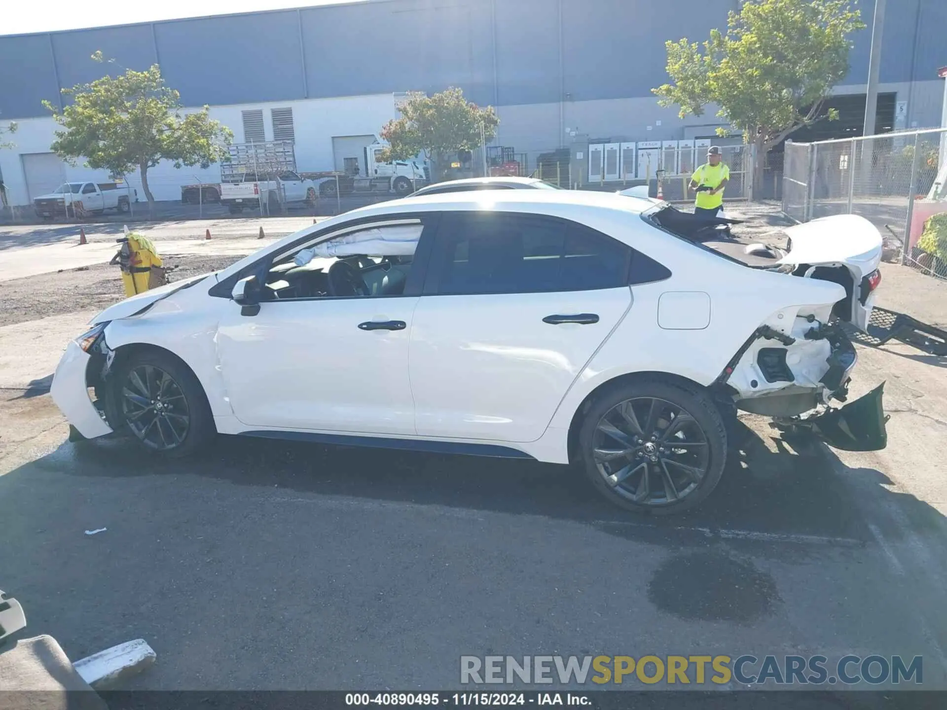 15 Photograph of a damaged car 5YFS4MCE2RP187188 TOYOTA COROLLA 2024