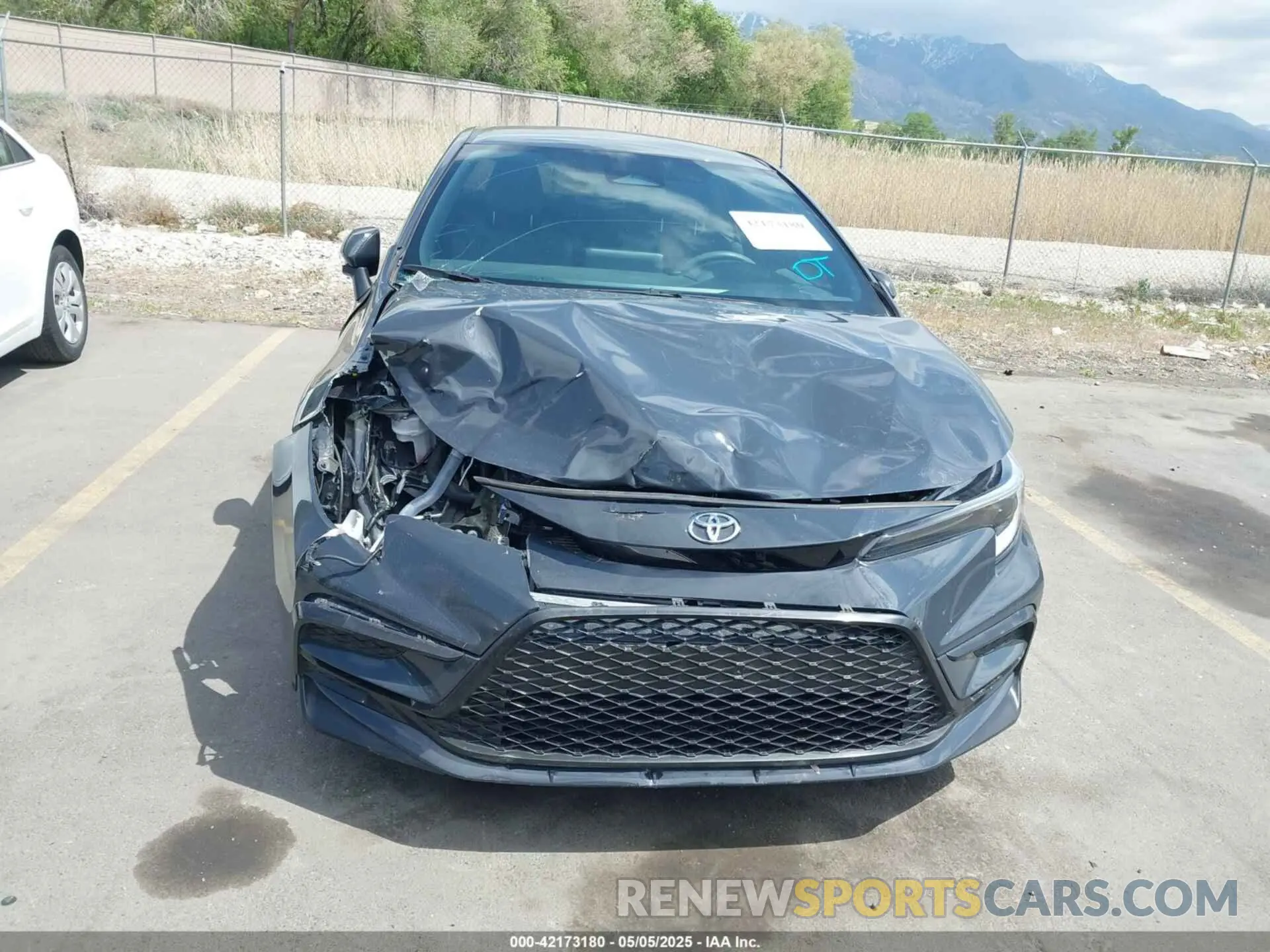 12 Photograph of a damaged car 5YFS4MCE2RP198109 TOYOTA COROLLA 2024