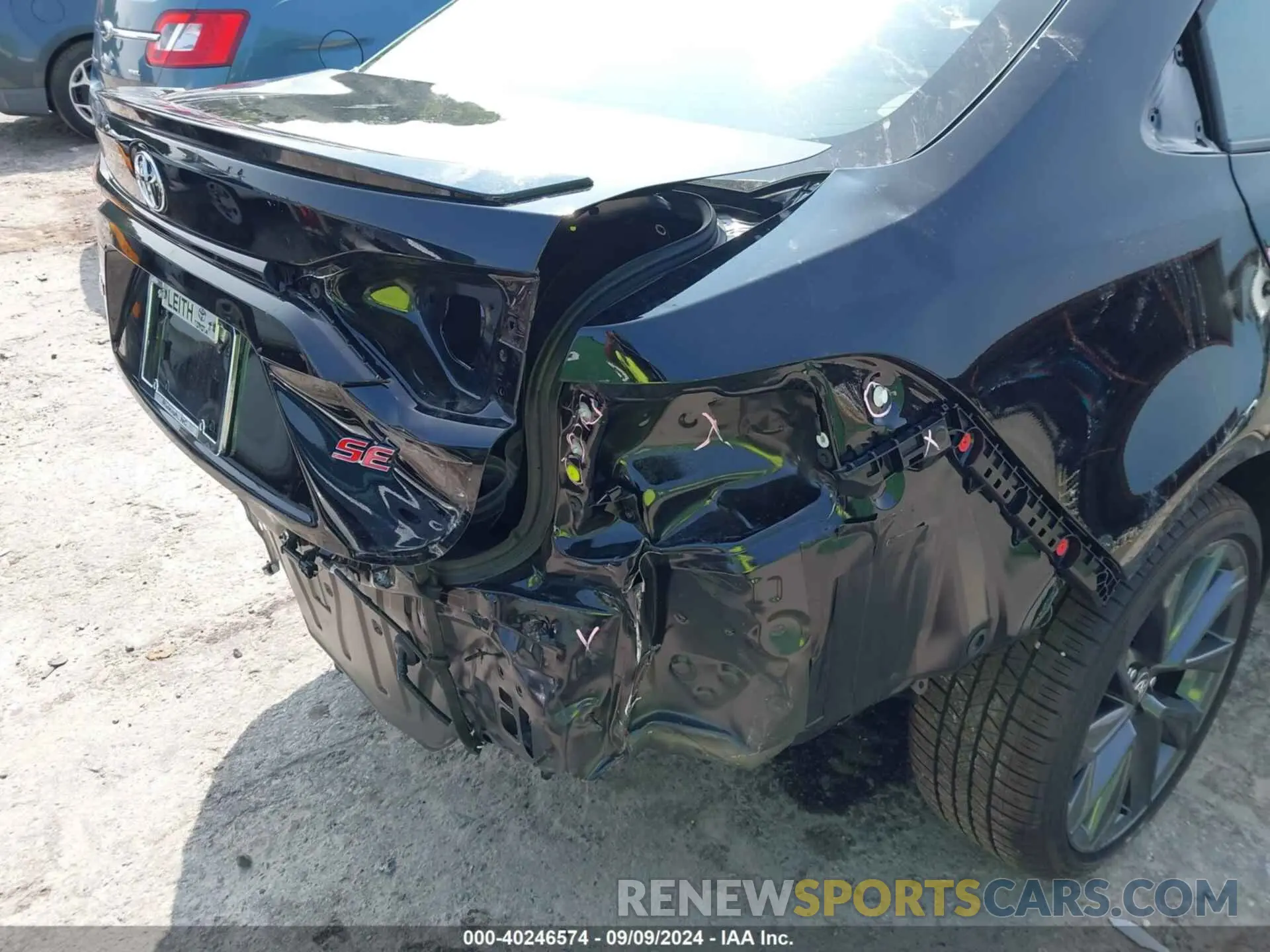 19 Photograph of a damaged car 5YFS4MCE2RP198451 TOYOTA COROLLA 2024