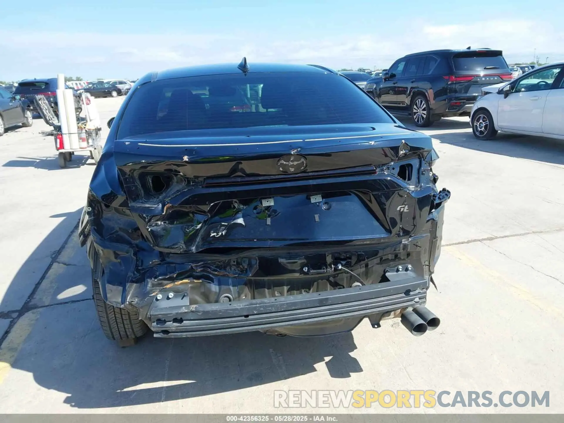 17 Photograph of a damaged car 5YFS4MCE3RP188625 TOYOTA COROLLA 2024