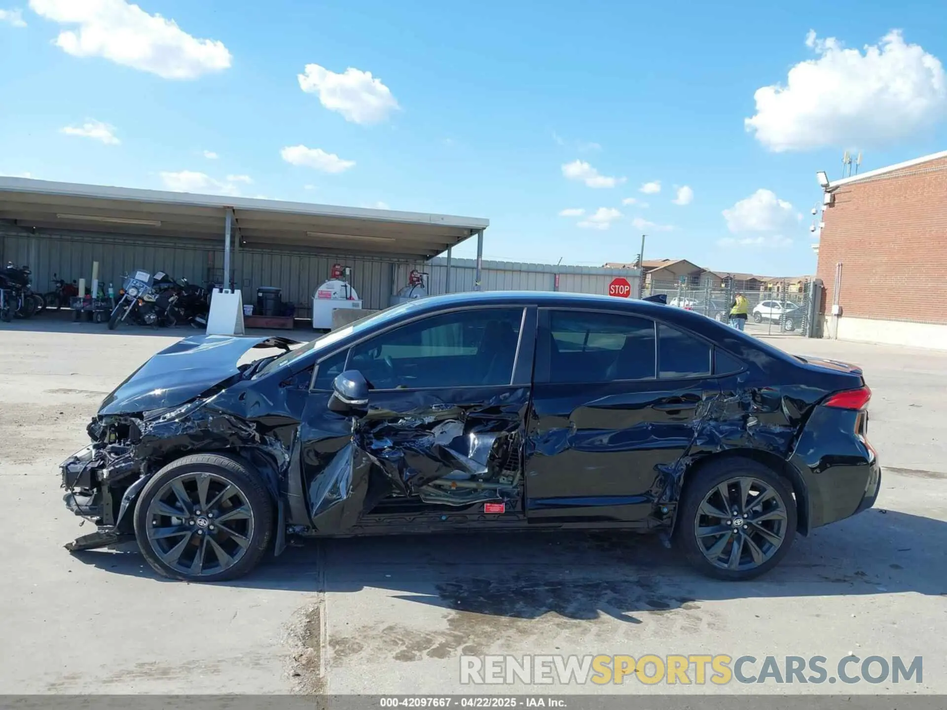 14 Photograph of a damaged car 5YFS4MCE3RP192903 TOYOTA COROLLA 2024