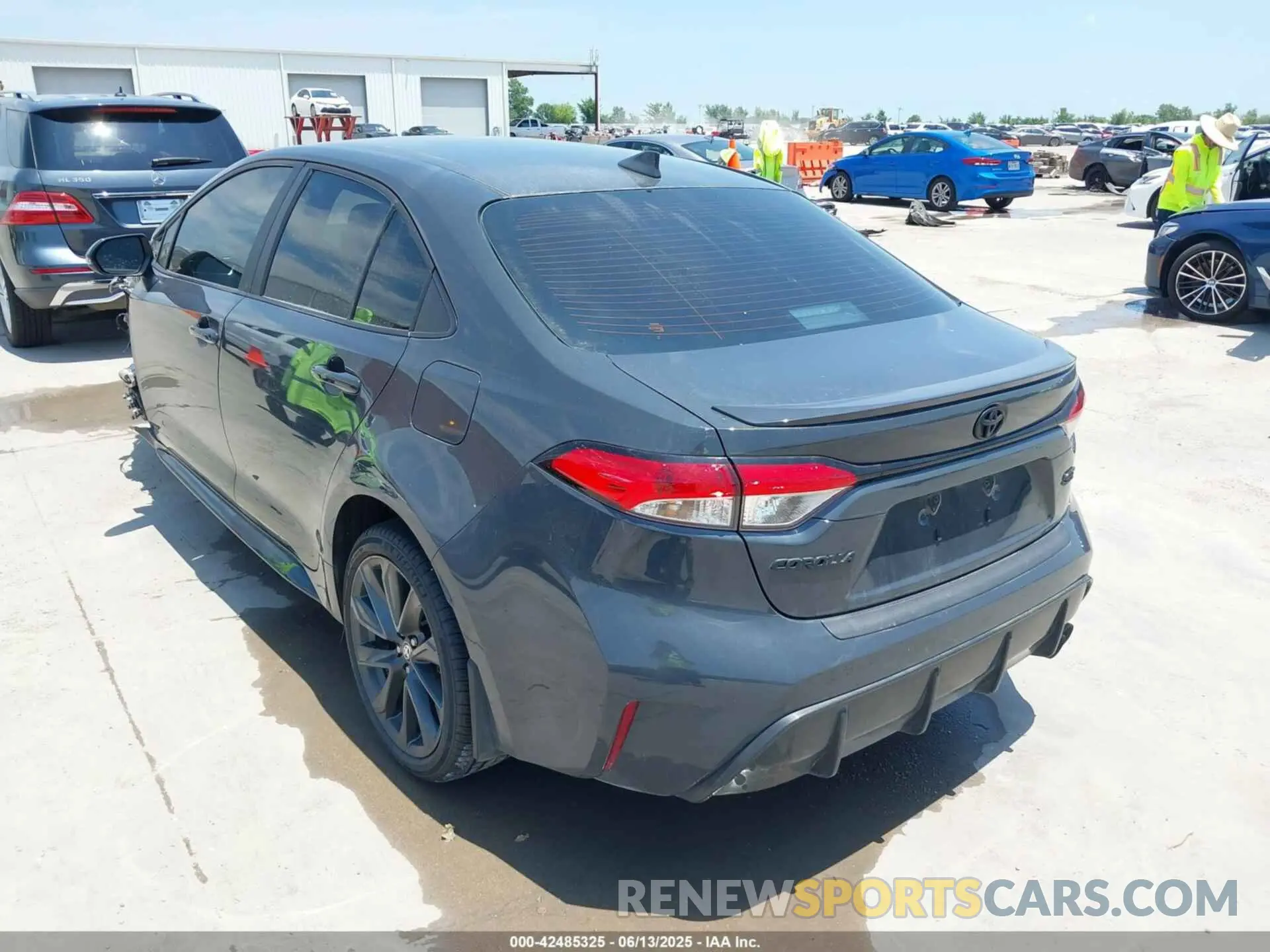 3 Photograph of a damaged car 5YFS4MCE3RP204466 TOYOTA COROLLA 2024