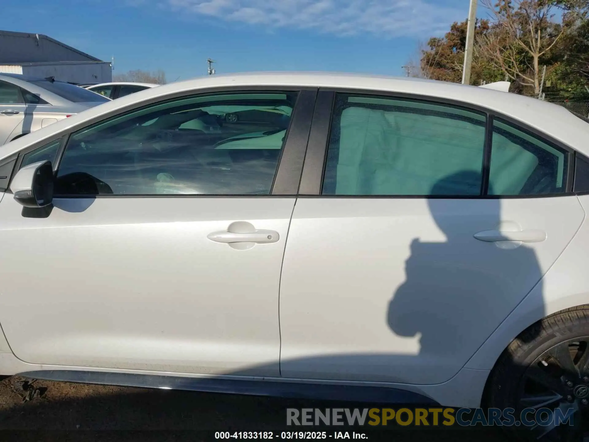 14 Photograph of a damaged car 5YFS4MCE3RP216696 TOYOTA COROLLA 2024