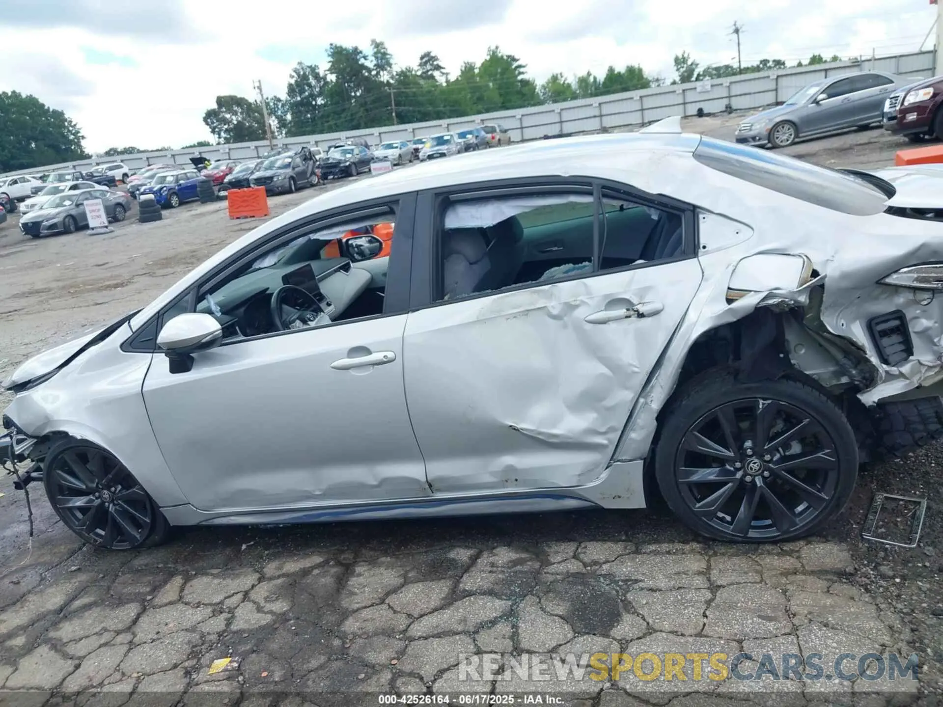 13 Photograph of a damaged car 5YFS4MCE4RP183899 TOYOTA COROLLA 2024
