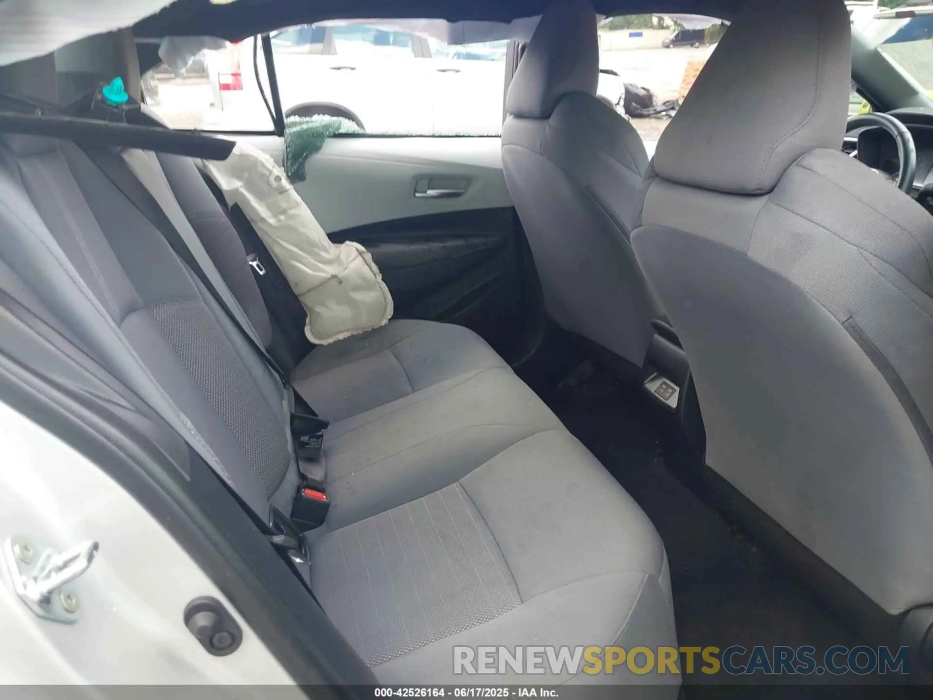 8 Photograph of a damaged car 5YFS4MCE4RP183899 TOYOTA COROLLA 2024