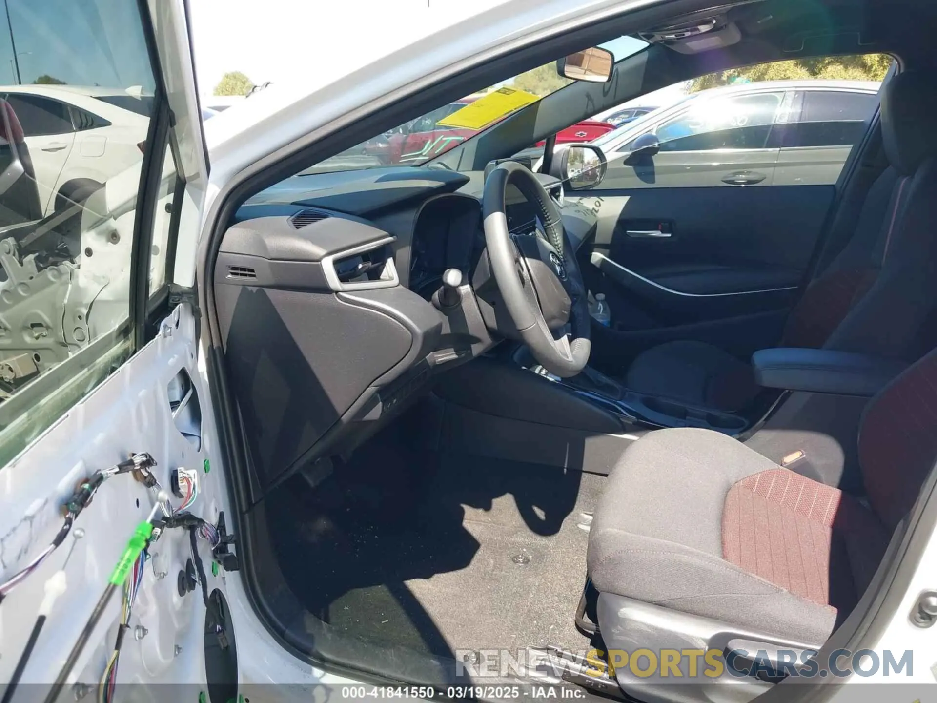 5 Photograph of a damaged car 5YFS4MCE4RP214293 TOYOTA COROLLA 2024