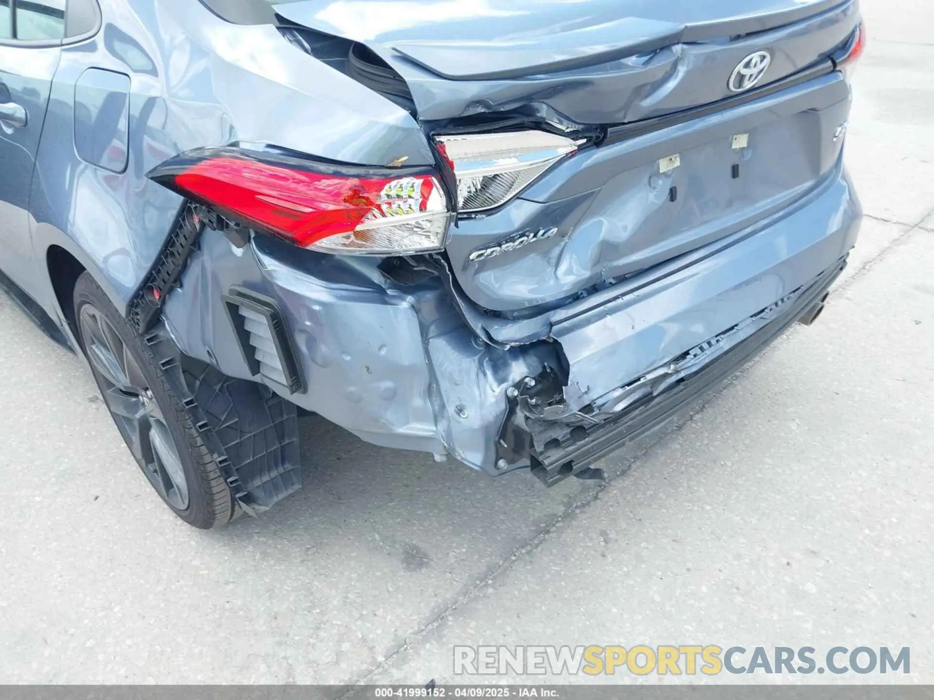 6 Photograph of a damaged car 5YFS4MCE5RP178100 TOYOTA COROLLA 2024