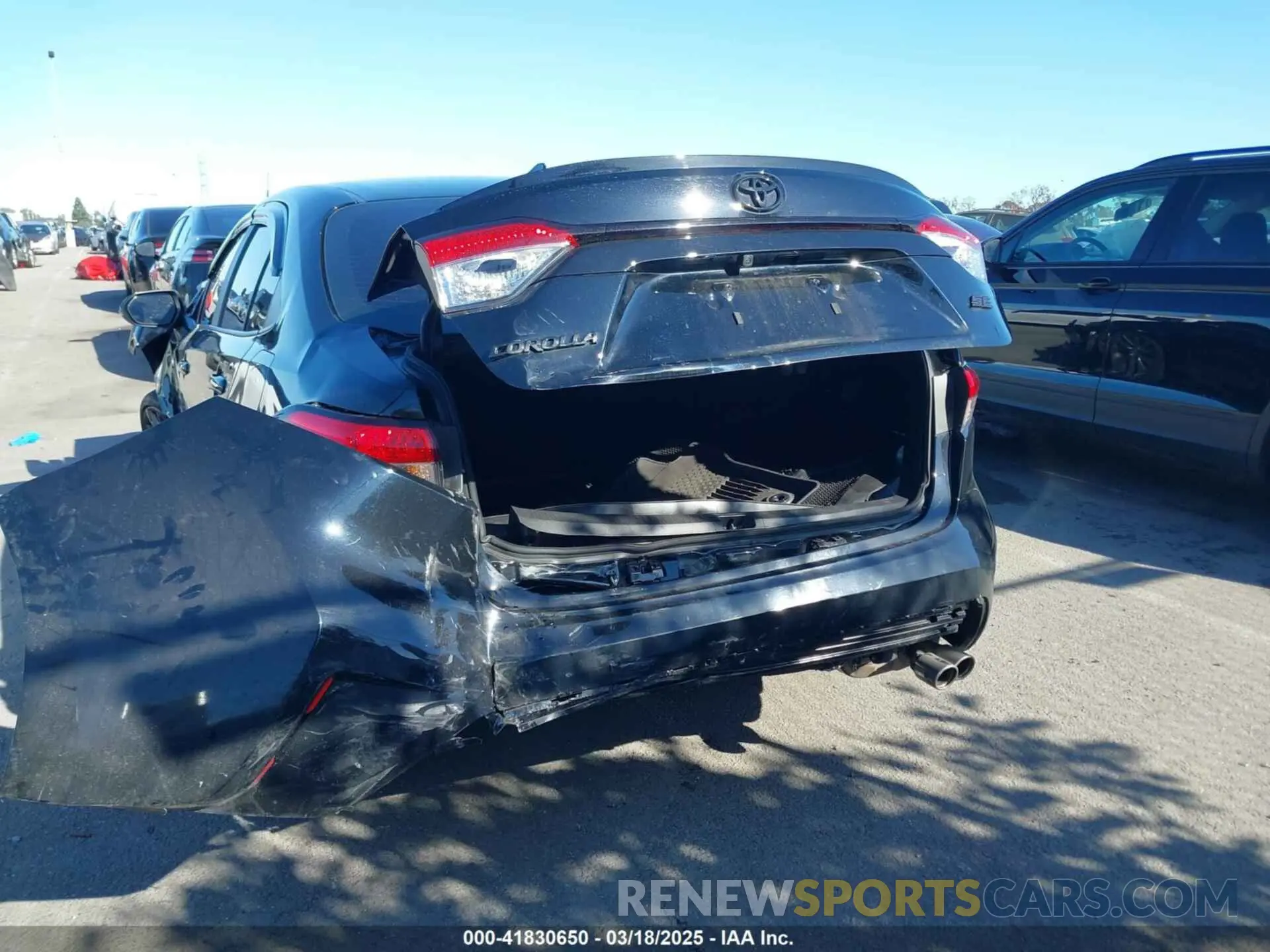 17 Photograph of a damaged car 5YFS4MCE5RP195074 TOYOTA COROLLA 2024
