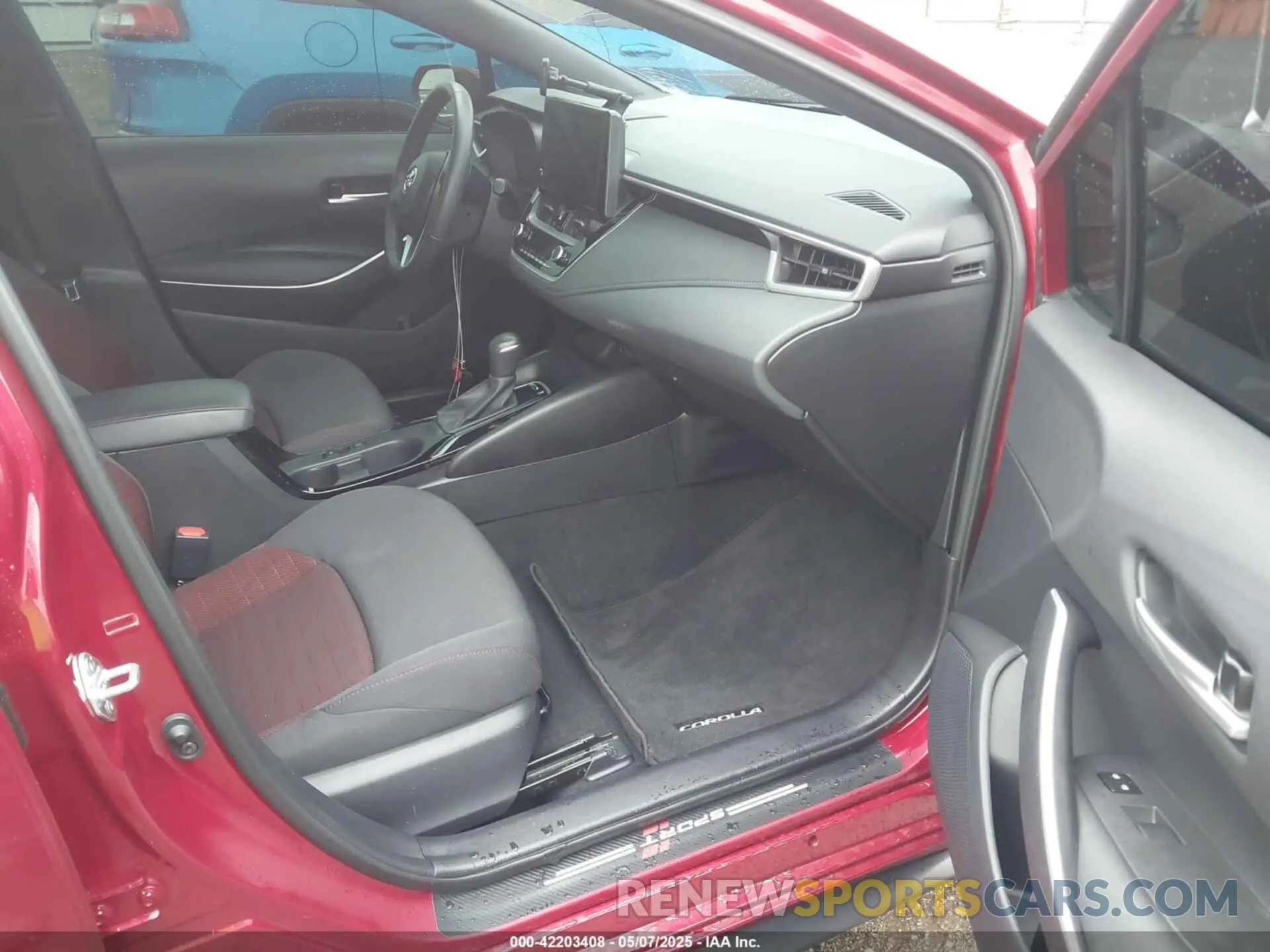 5 Photograph of a damaged car 5YFS4MCE6RP176775 TOYOTA COROLLA 2024