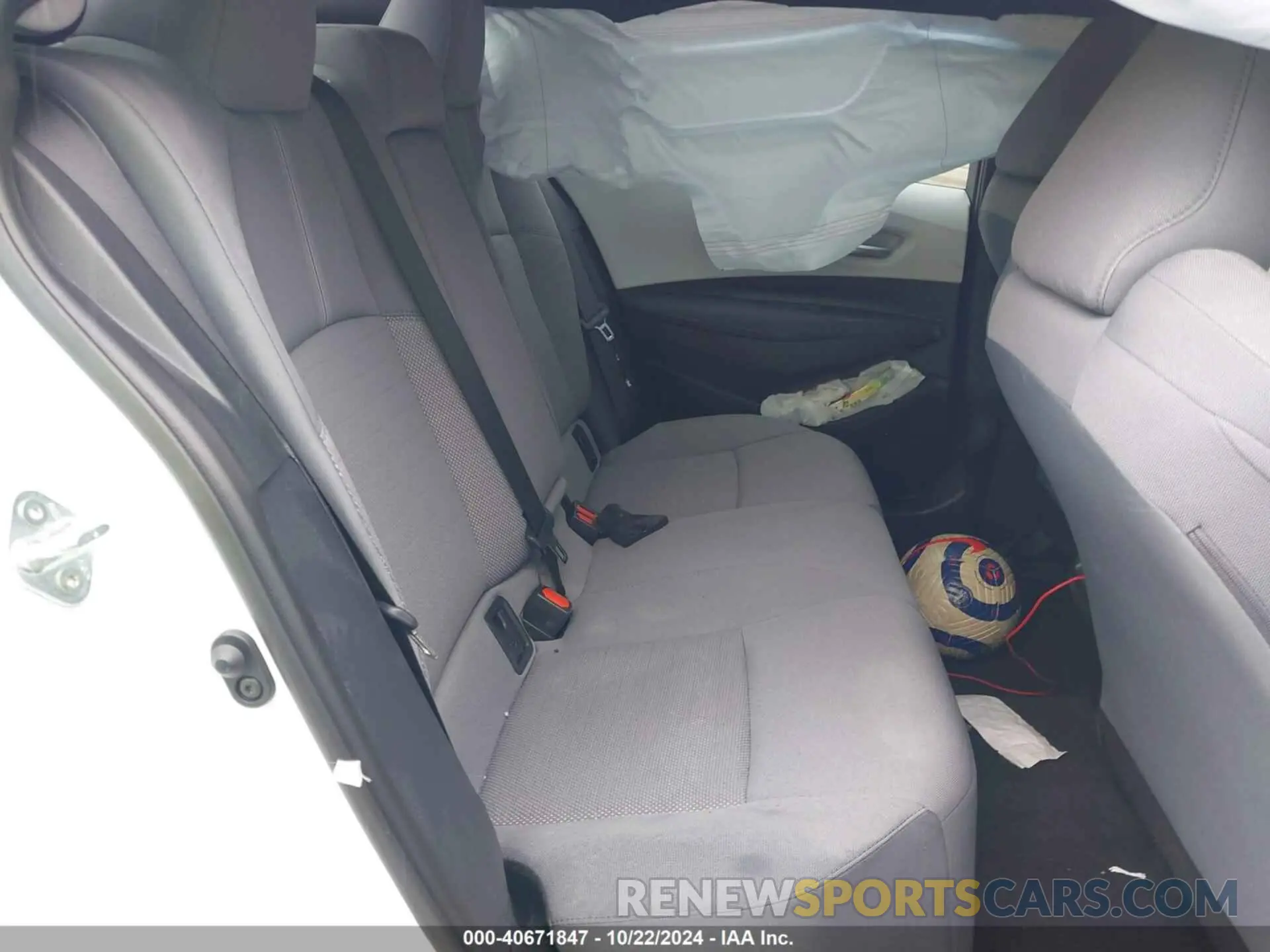8 Photograph of a damaged car 5YFS4MCE6RP191051 TOYOTA COROLLA 2024