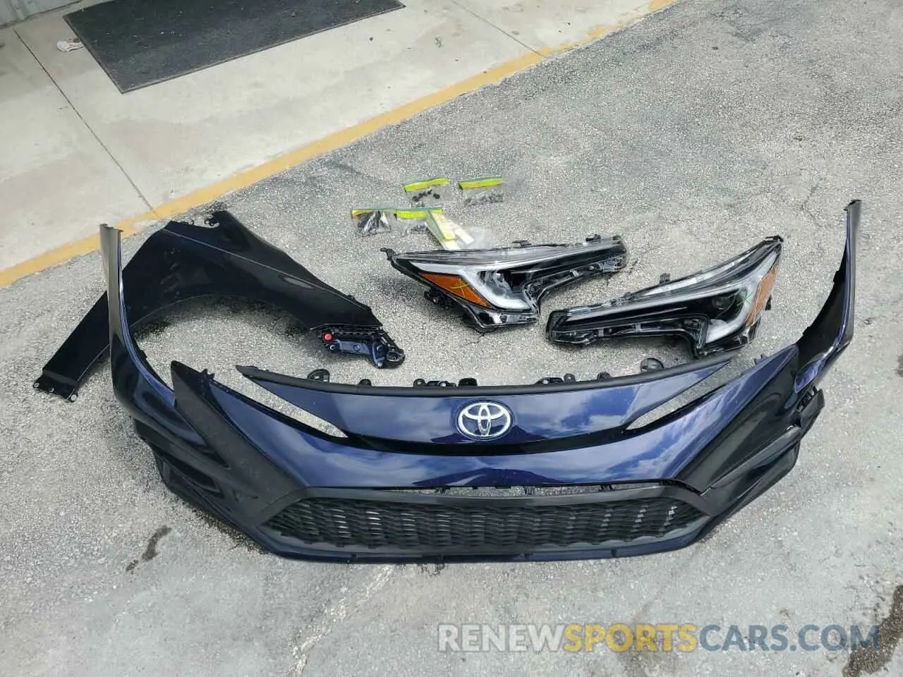 12 Photograph of a damaged car 5YFS4MCE6RP216272 TOYOTA COROLLA 2024