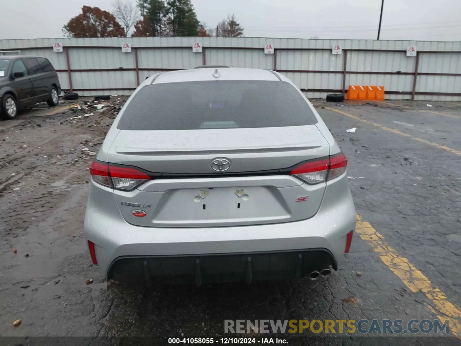 16 Photograph of a damaged car 5YFS4MCE7RP173402 TOYOTA COROLLA 2024