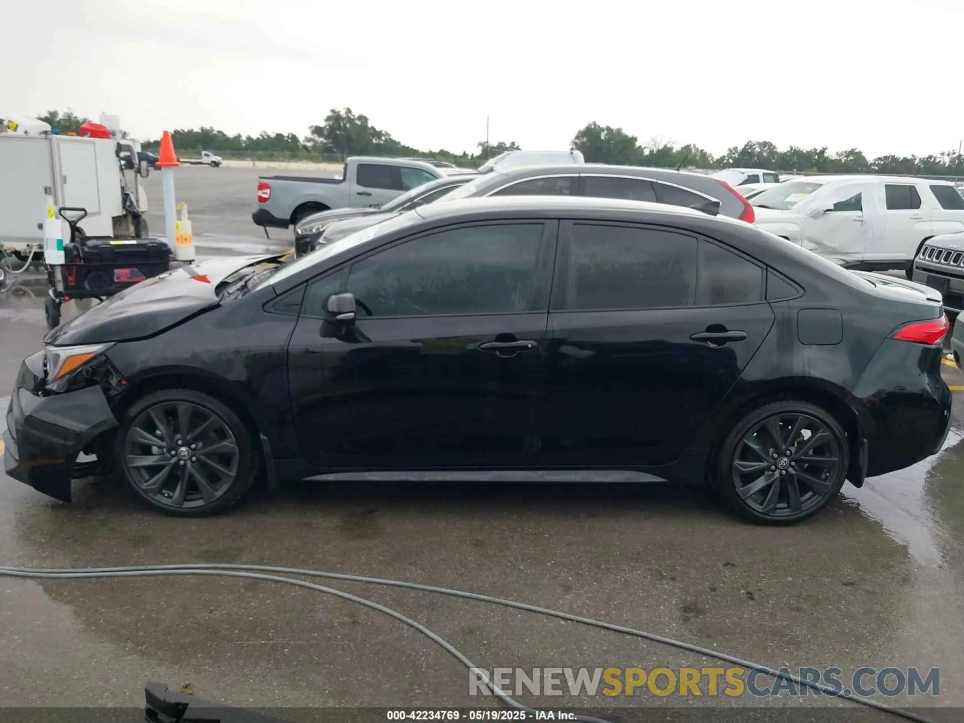 14 Photograph of a damaged car 5YFS4MCE7RP179278 TOYOTA COROLLA 2024