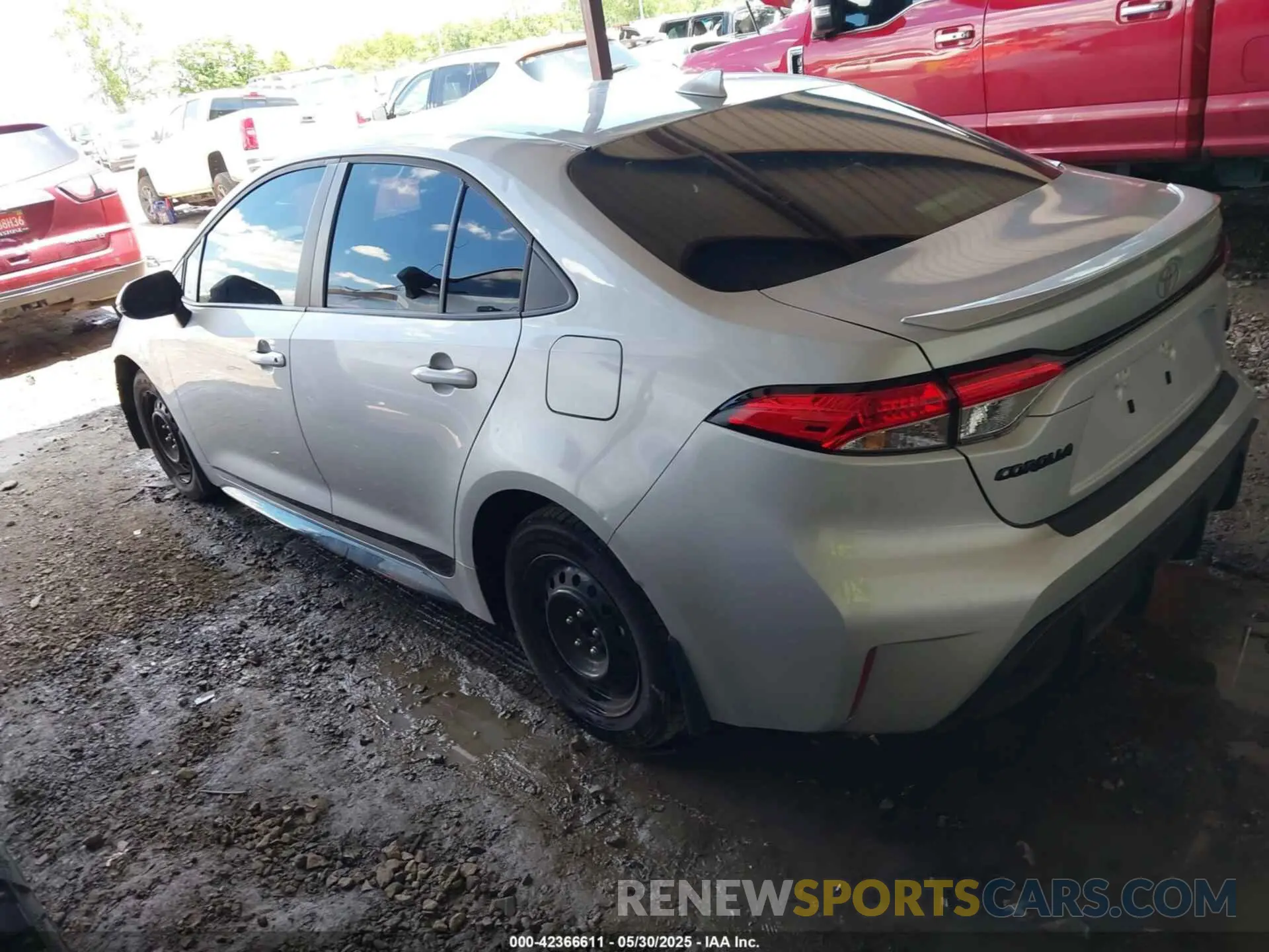 3 Photograph of a damaged car 5YFS4MCE8RP181380 TOYOTA COROLLA 2024