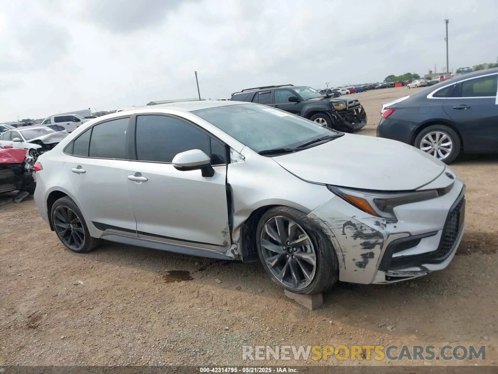 13 Photograph of a damaged car 5YFS4MCE8RP210859 TOYOTA COROLLA 2024