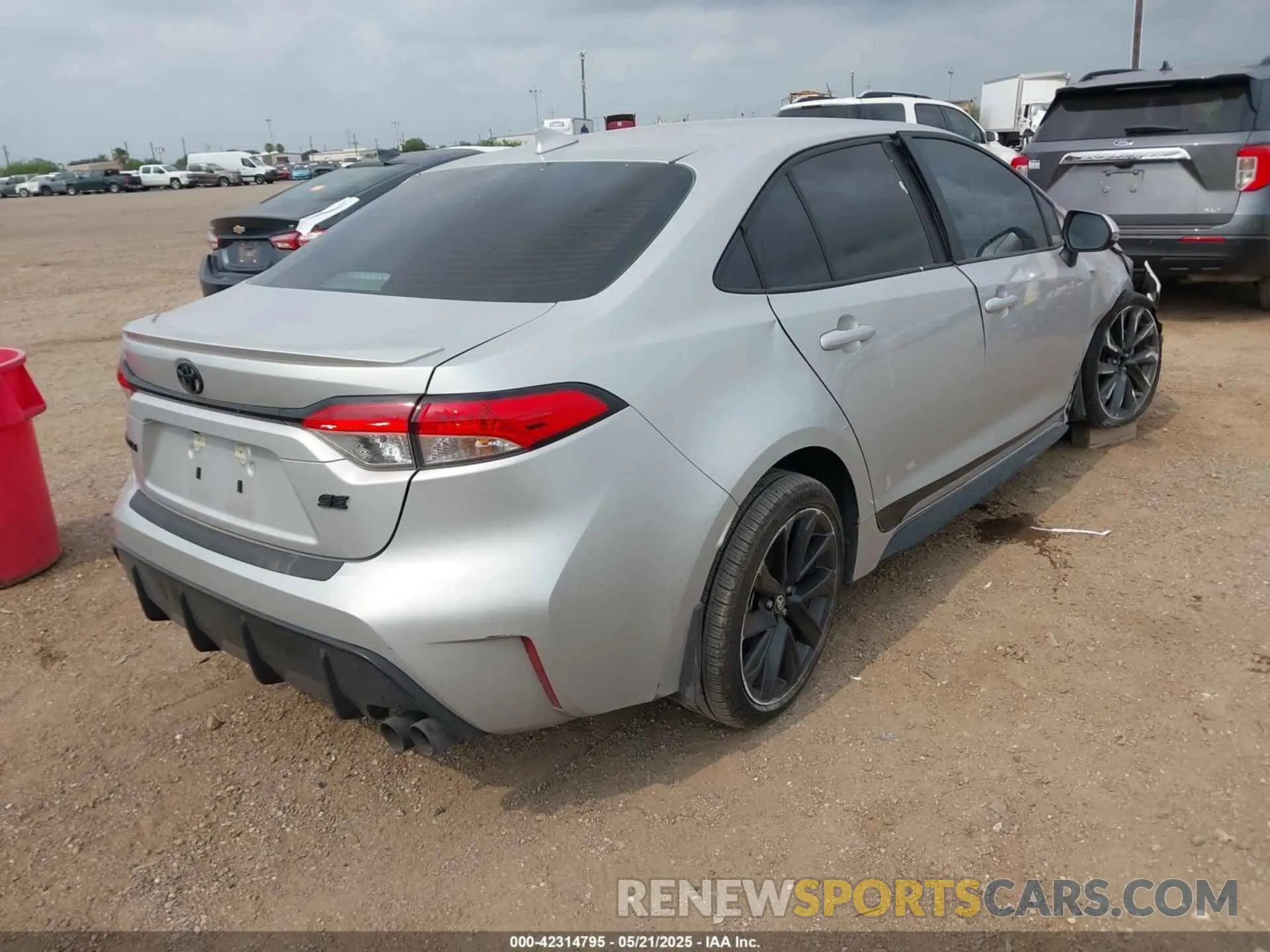 4 Photograph of a damaged car 5YFS4MCE8RP210859 TOYOTA COROLLA 2024
