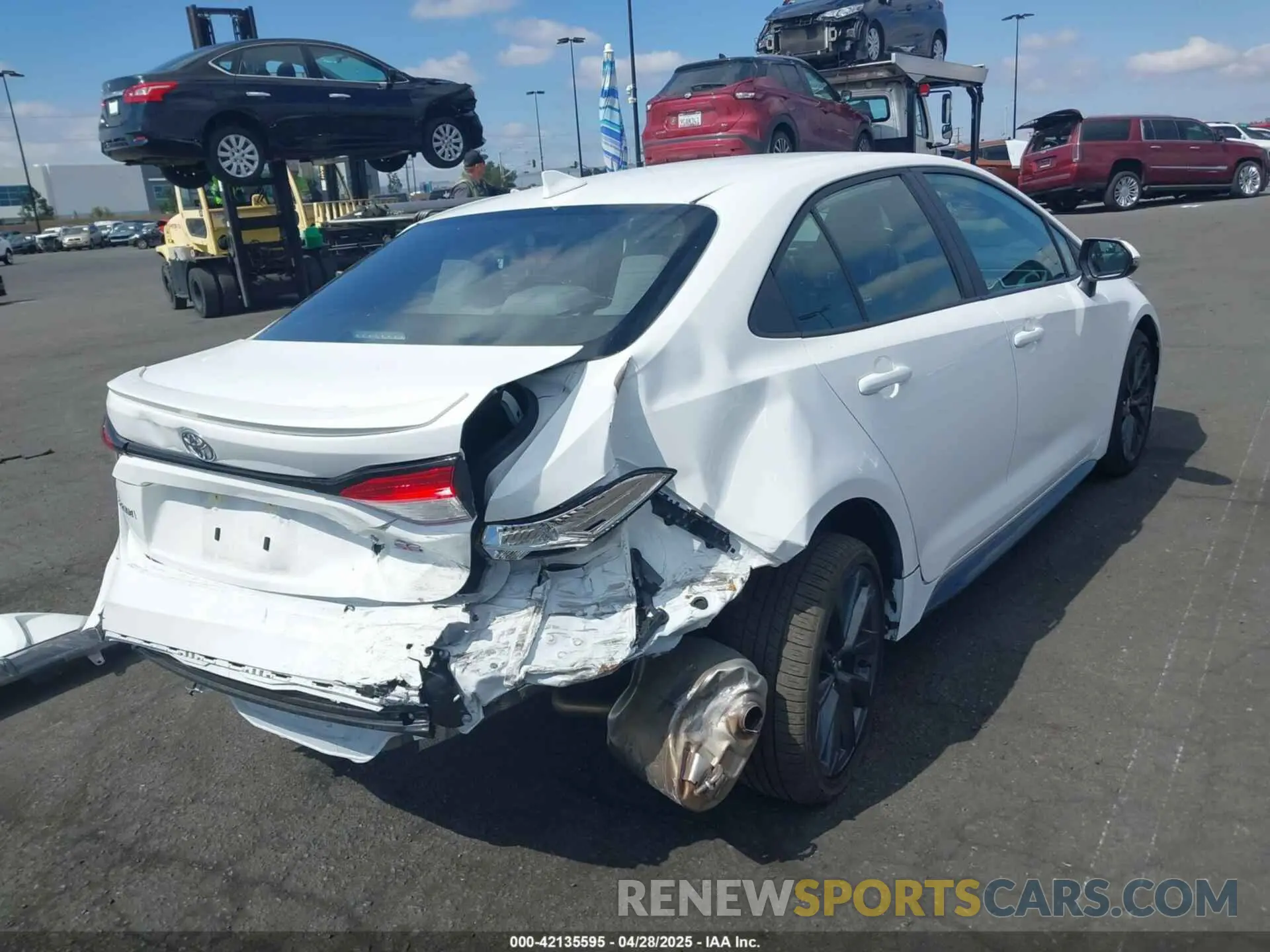 6 Photograph of a damaged car 5YFS4MCE8RP216774 TOYOTA COROLLA 2024